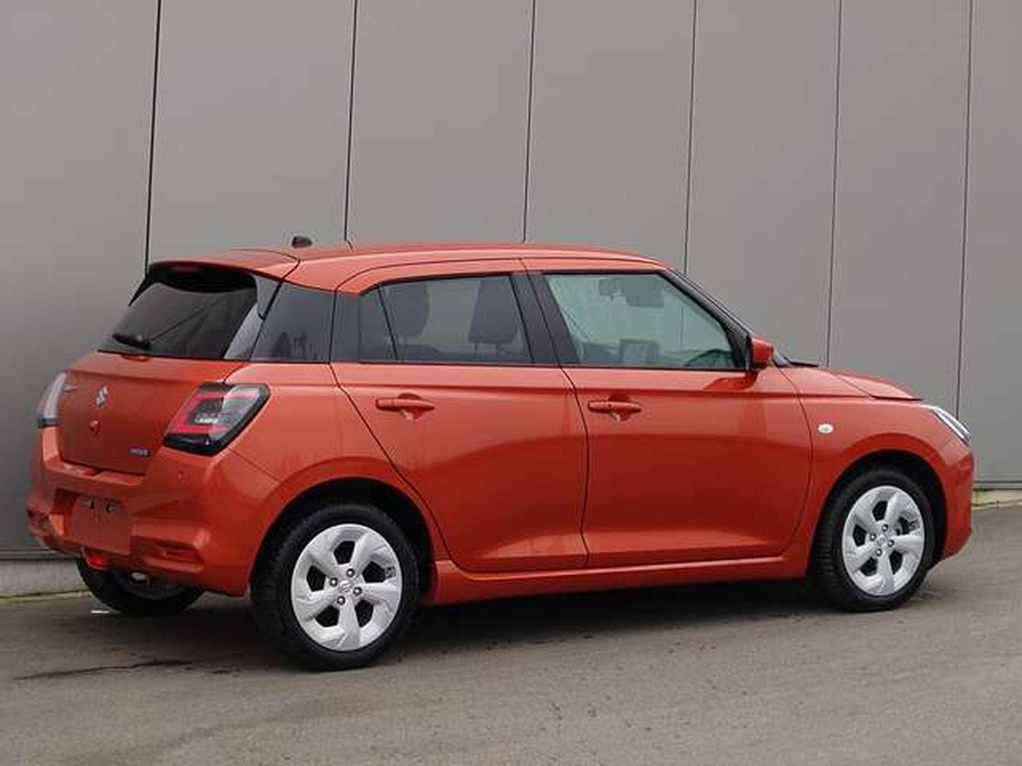 Suzuki Swift Swift 1.2i SHVS Grand Luxe 12V (2025) - Foto 2