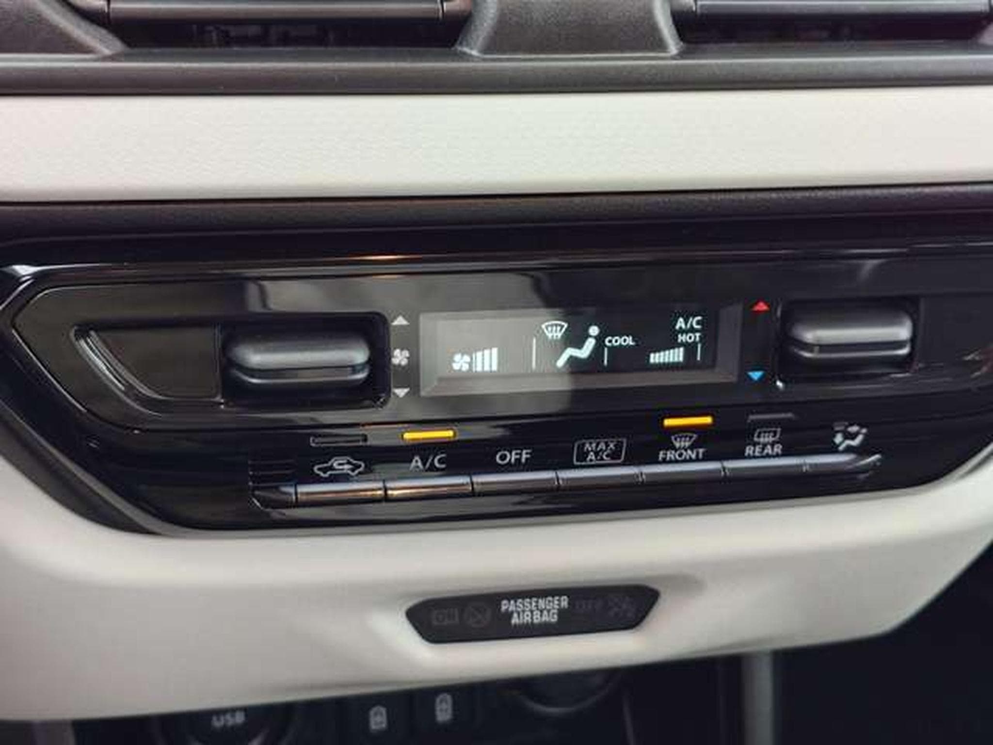 Suzuki Swift Swift 1.2i SHVS Grand Luxe 12V (2025) - Foto 9