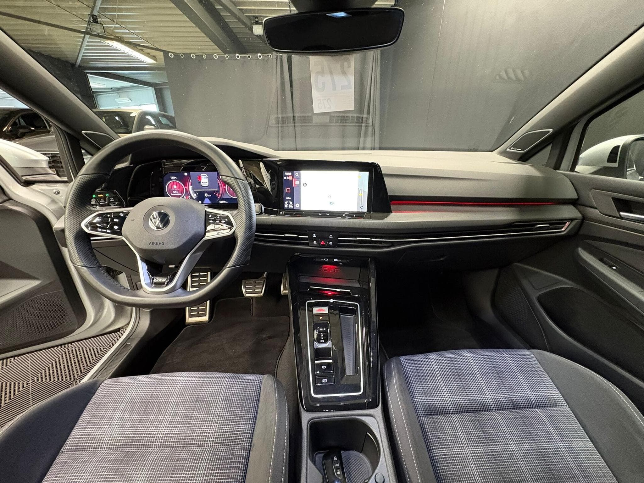 VW Golf GTD 2.0 TDI 200CV CAMERA/NAVI/CARPLAY (2022) - Foto 14