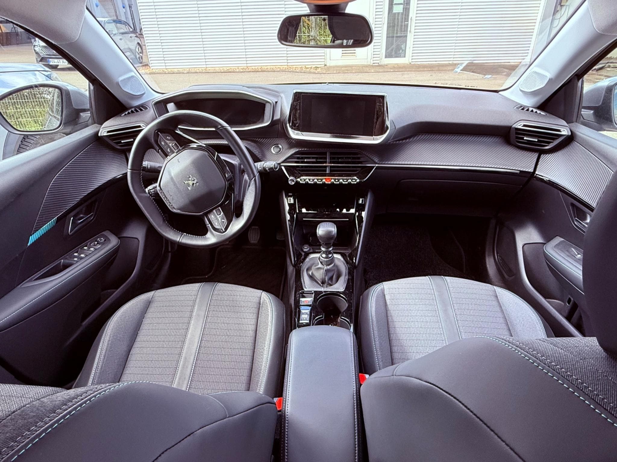 Peugeot 208 Allure (2020) - Photo 3