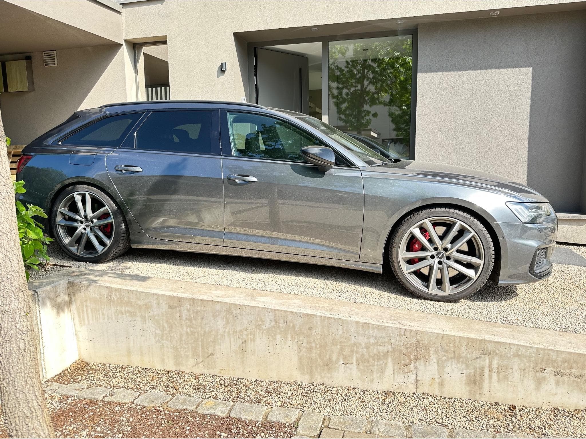 Audi S6 Avant (2020) - Photo 2
