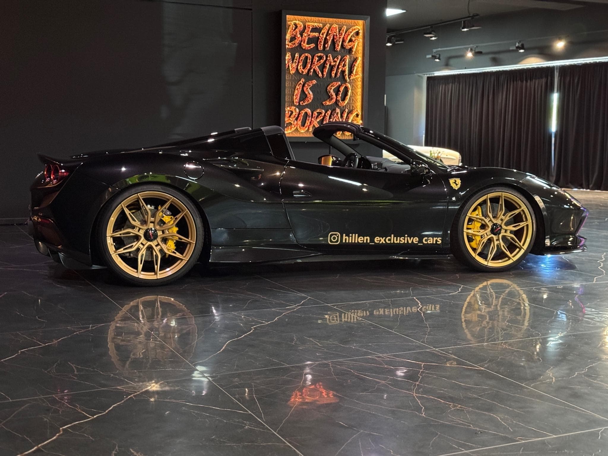 Ferrari F8 Spider Novitec (2023) - Photo 2