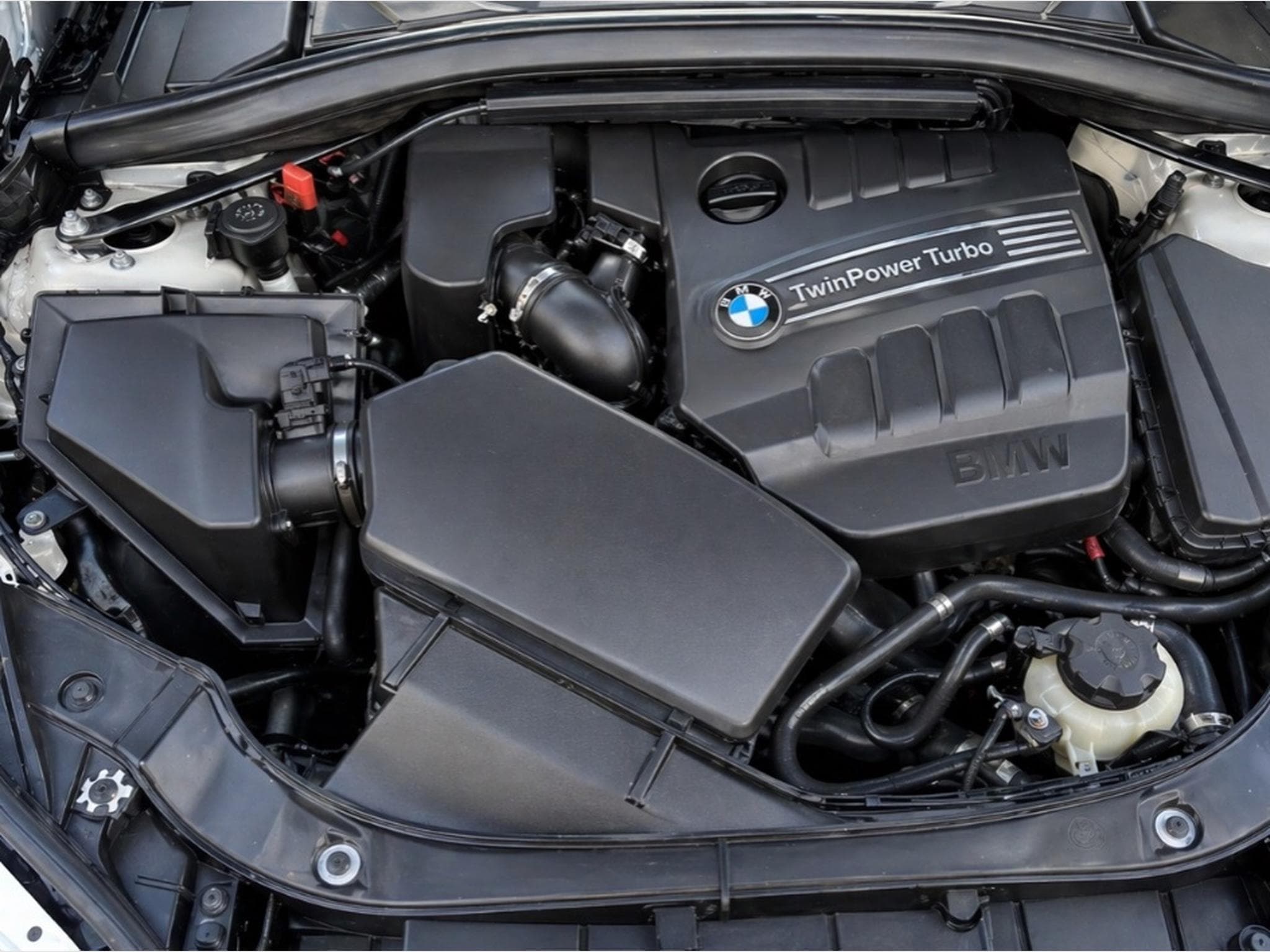 BMW X1 xDrive18d (2014) - Photo 6