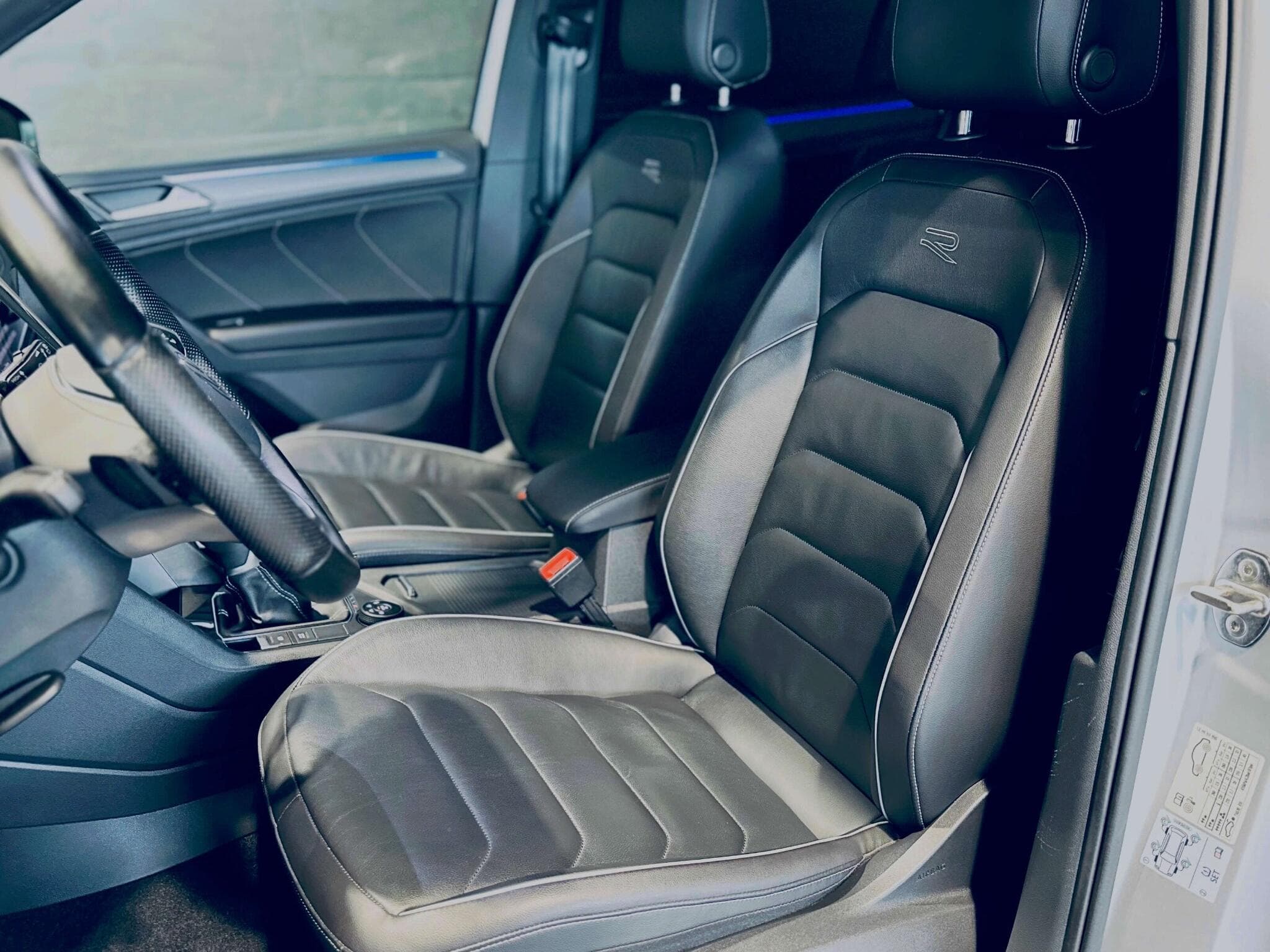 VW Tiguan TIGUAN R-LINE TSI 4MOTION DSG (2021) - Photo 6