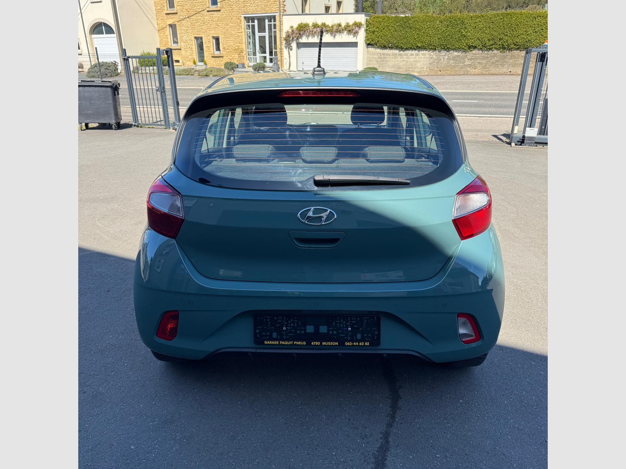 Hyundai i10 1,0TWIST TECHNO PACK (2021) - Foto 6
