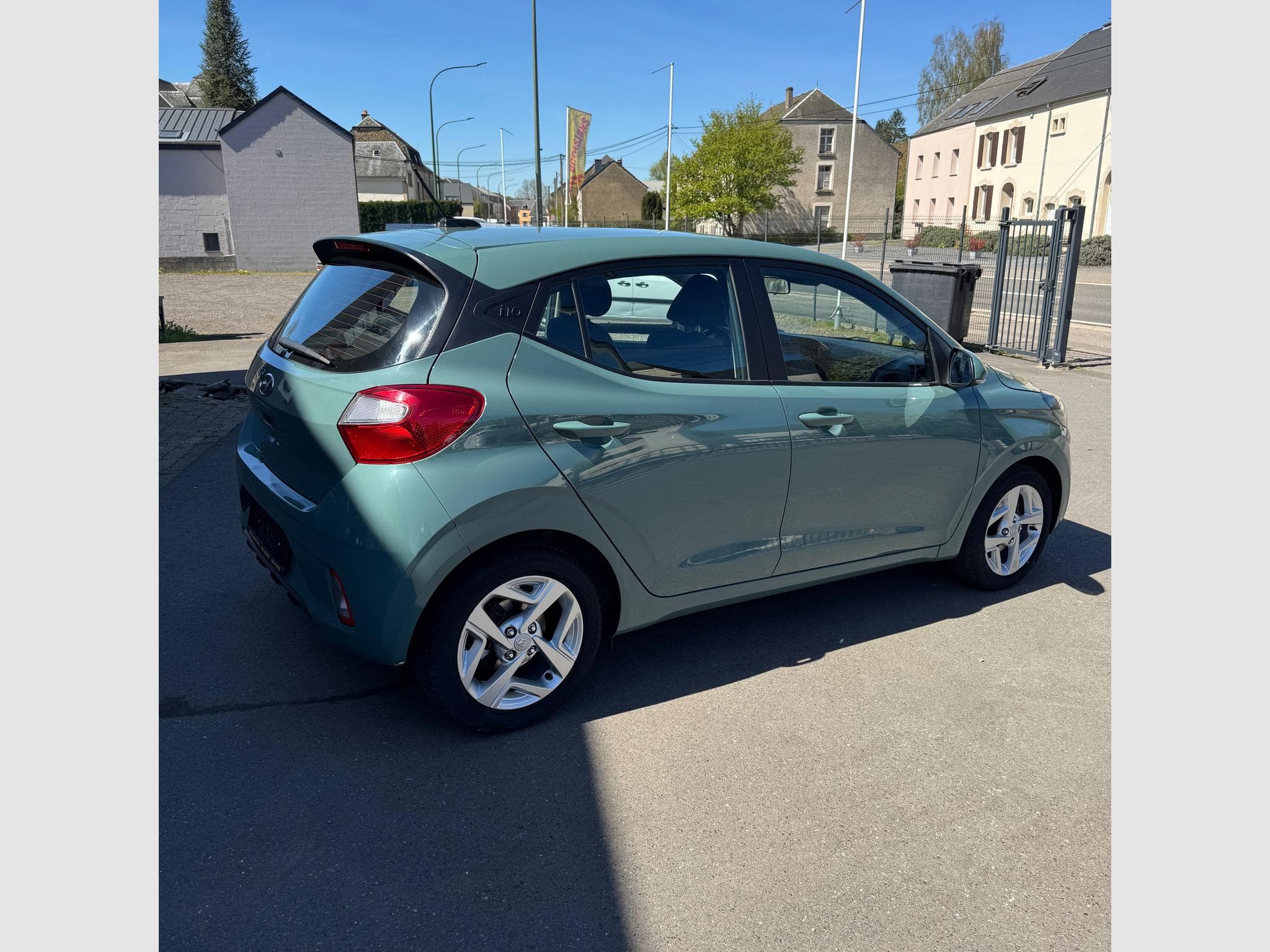 Hyundai i10 1,0TWIST TECHNO PACK (2021) - Foto 4