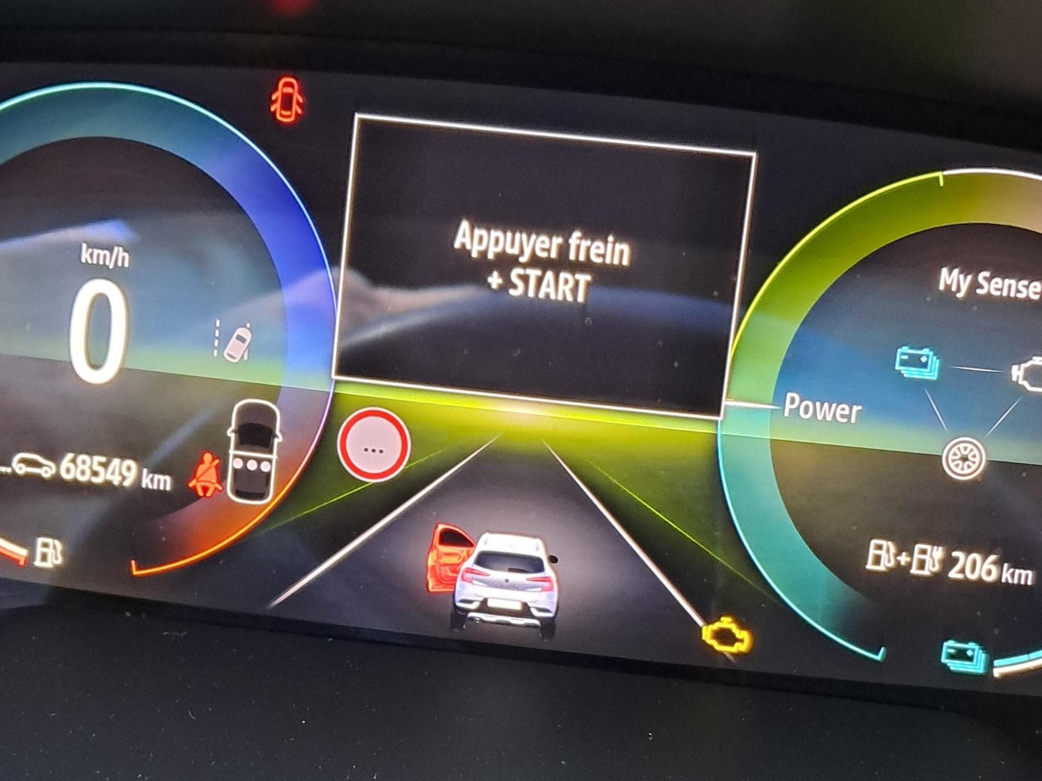 Renault Captur 1.6 E-TECH PLUG-IN HYBRID (2023) - Foto 7