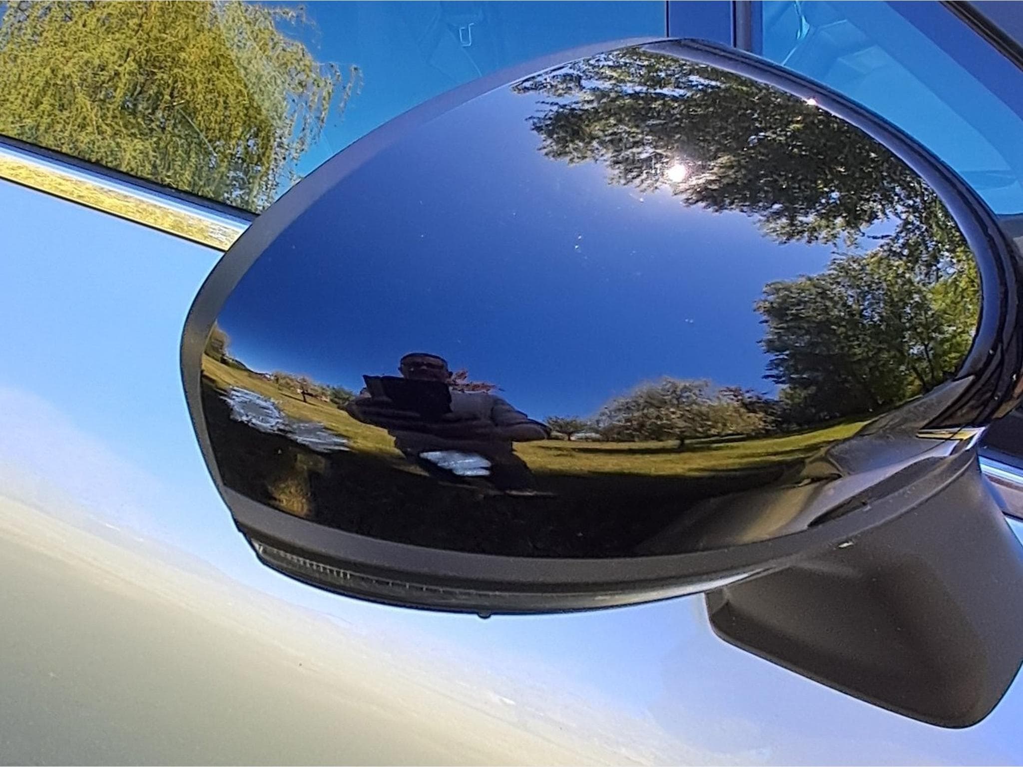 Renault Captur 1.6 E-TECH PLUG-IN HYBRID (2023) - Foto 13