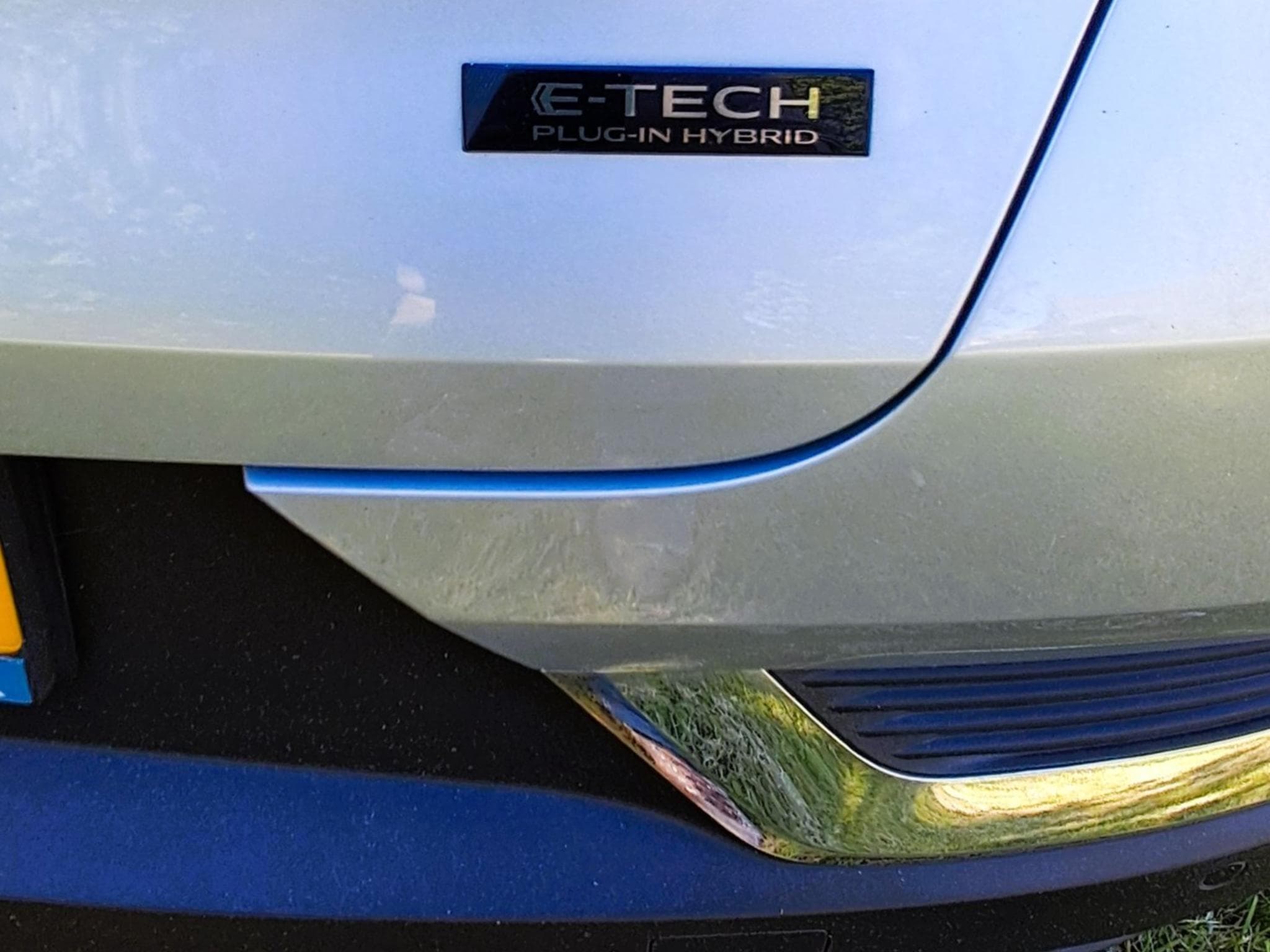 Renault Captur 1.6 E-TECH PLUG-IN HYBRID (2023) - Foto 15