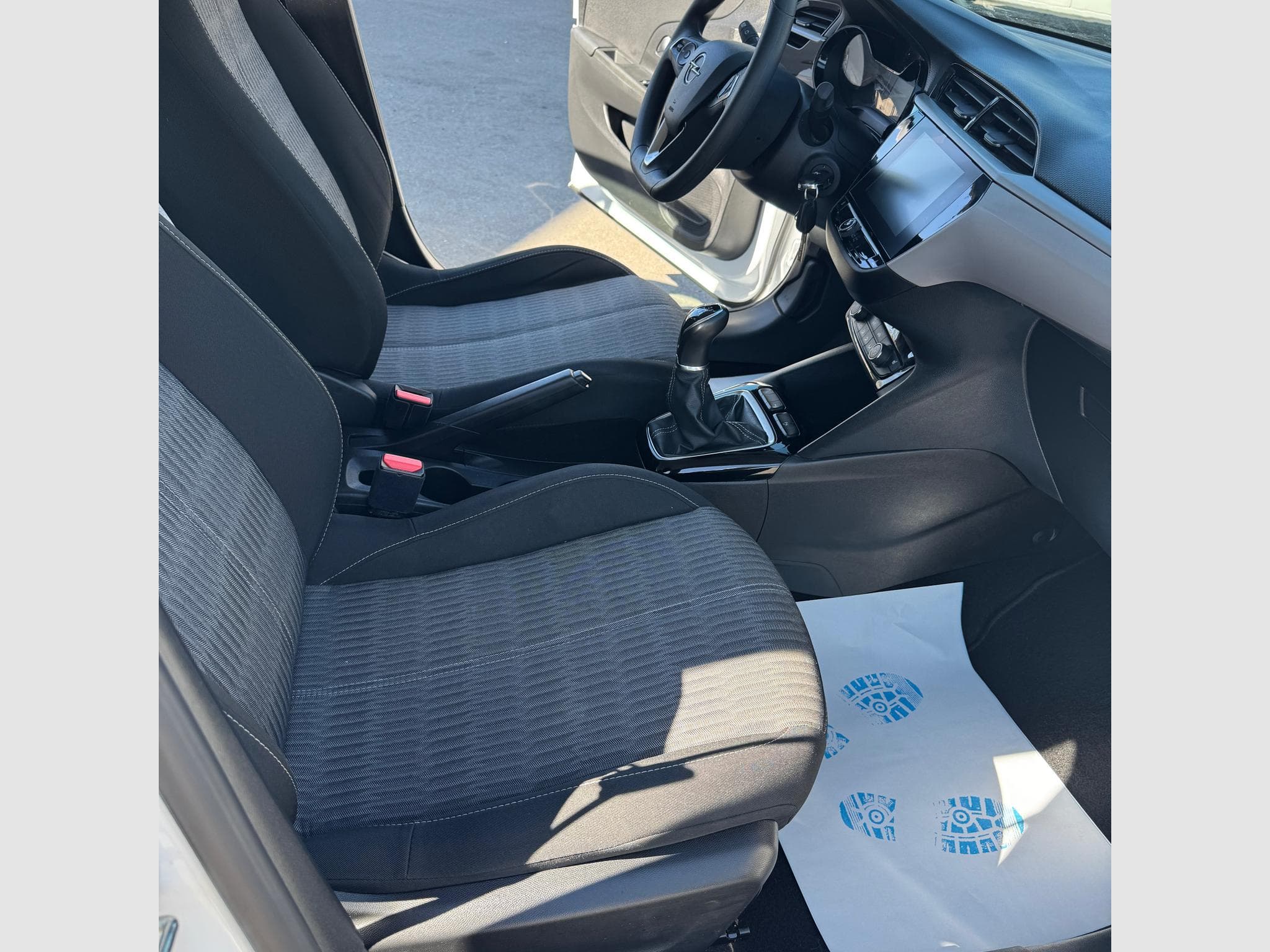Opel Corsa 1,2 I EDITION (2022) - Foto 13