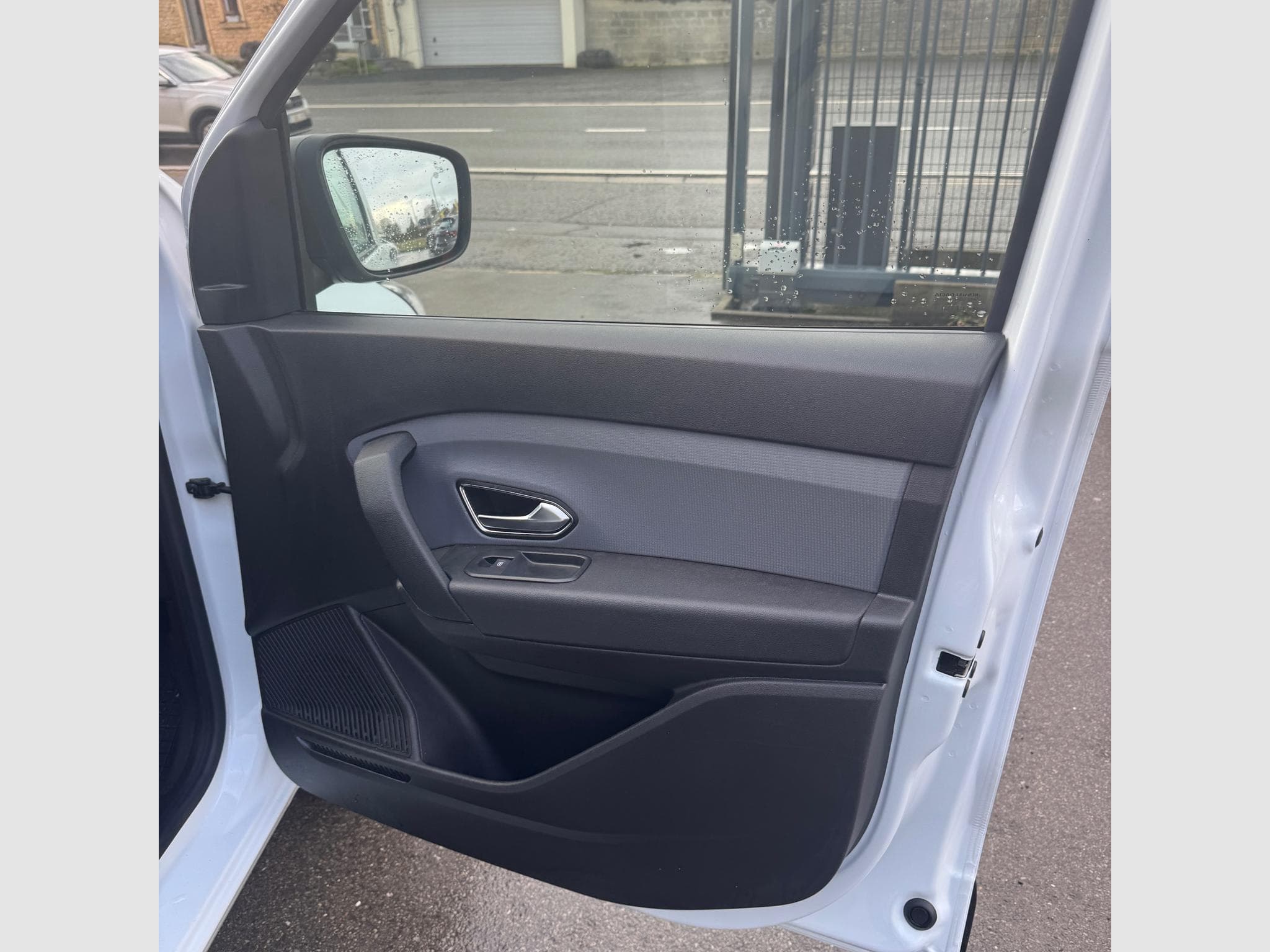 Renault Express 1,5 BLUE ECOLEALER COMFORT (2022) - Foto 12