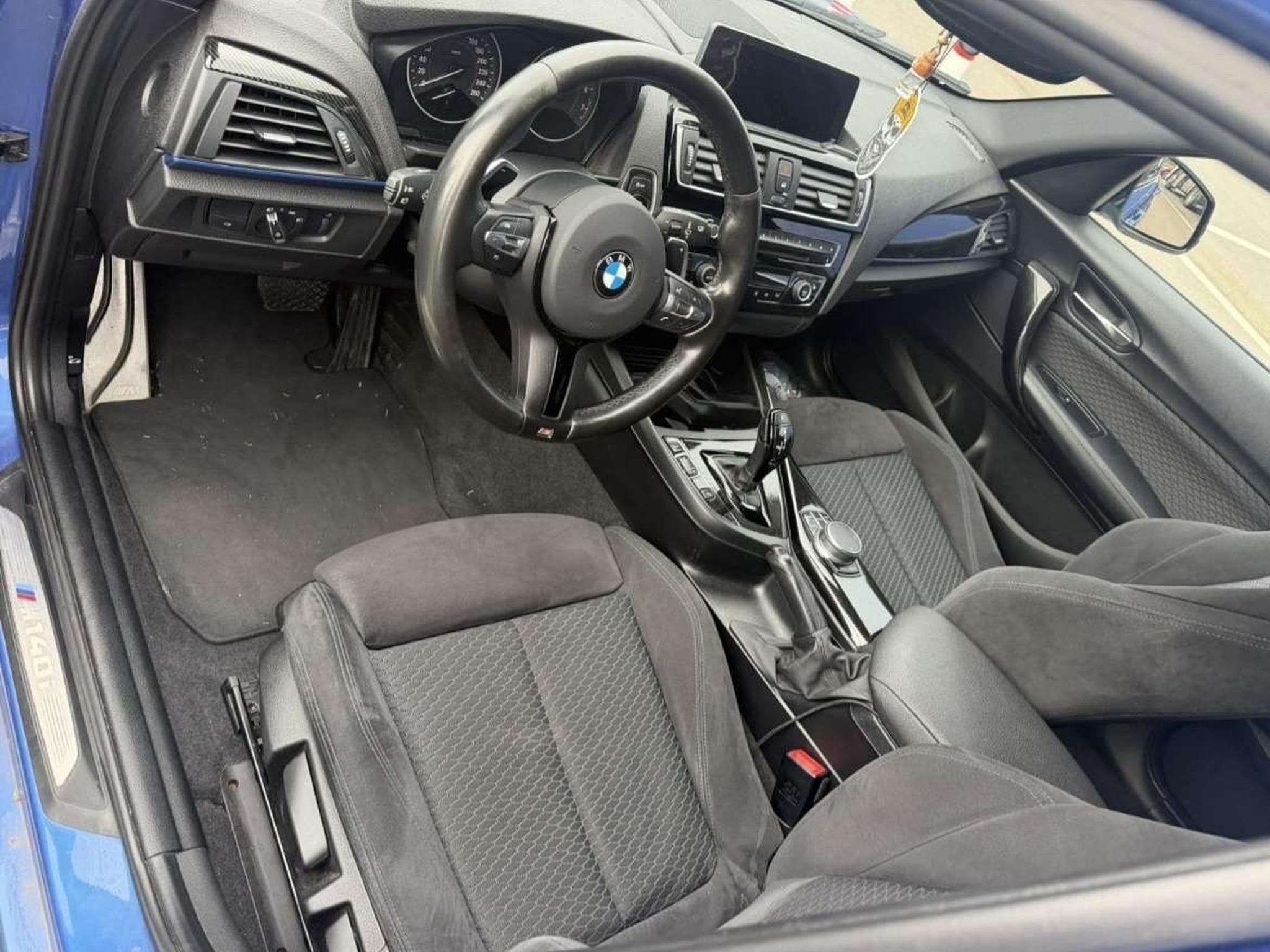 BMW M140 XDrive (2017) - Photo 3