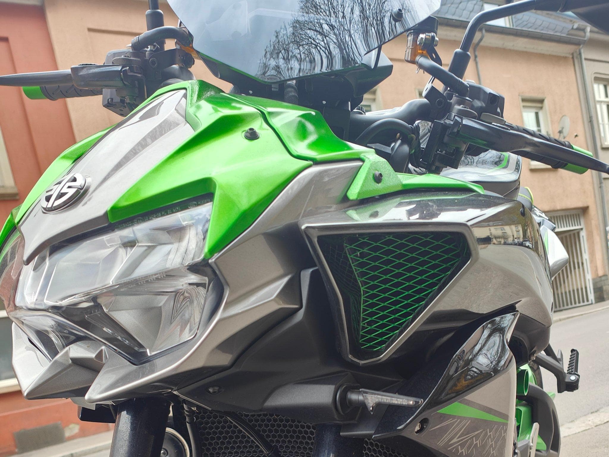 Kawasaki H2 Z1000 H2 (2021) - Photo 2