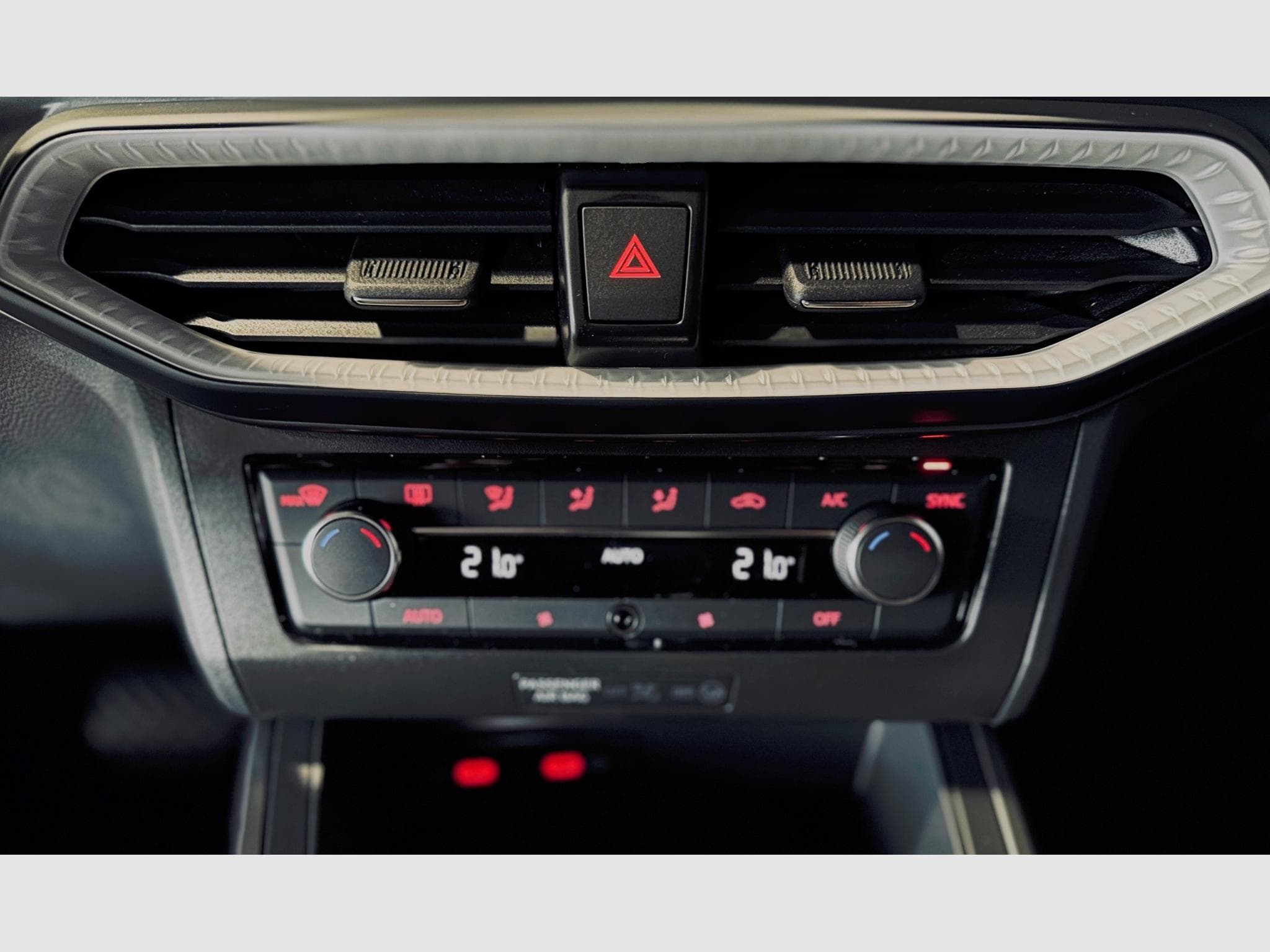 Seat Ibiza IBIZA FR TSI ANNIVERSARY LIMITED EDITION DSG (2024) - Photo 12