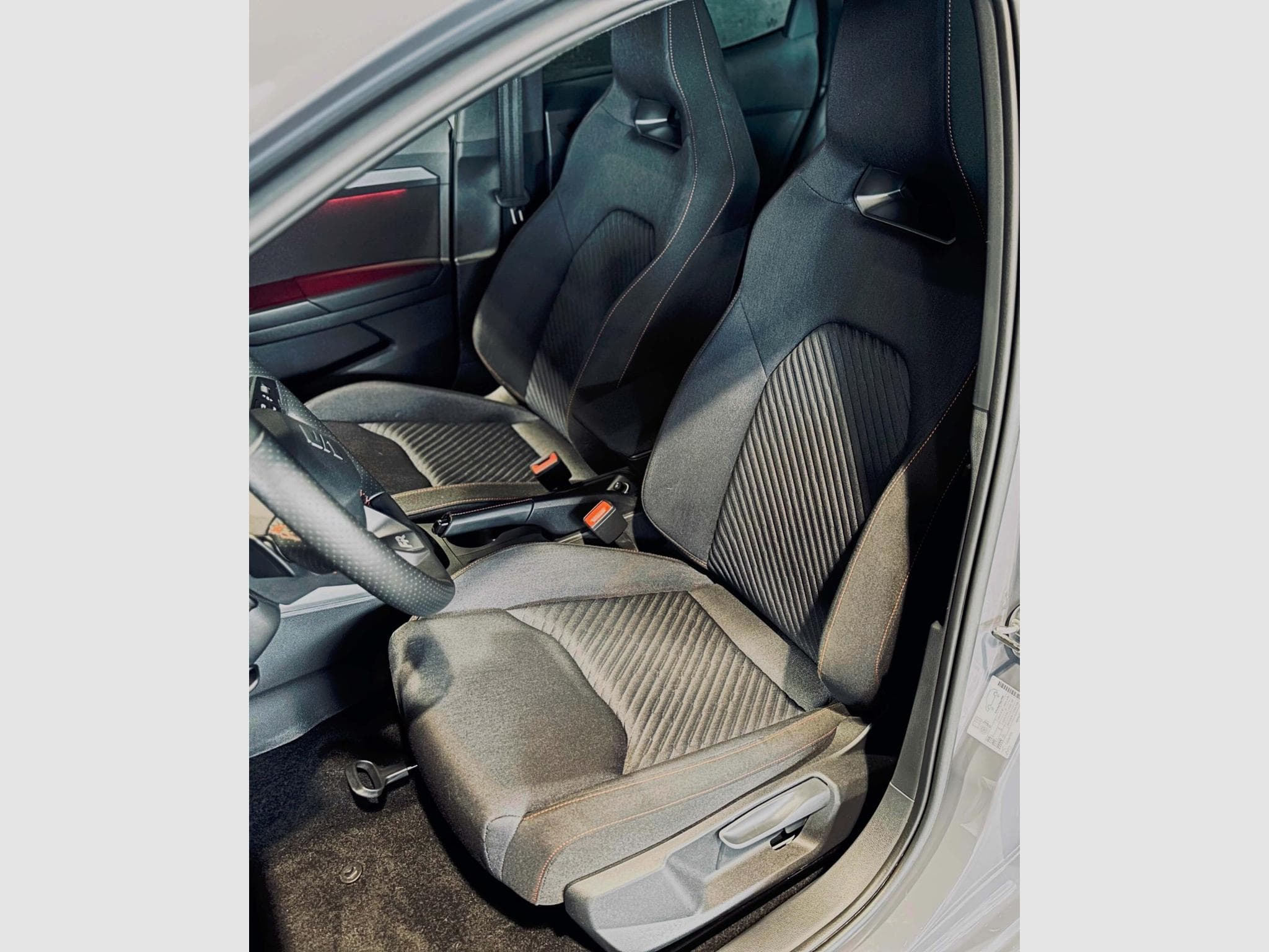Seat Ibiza IBIZA FR TSI ANNIVERSARY LIMITED EDITION DSG (2024) - Photo 8