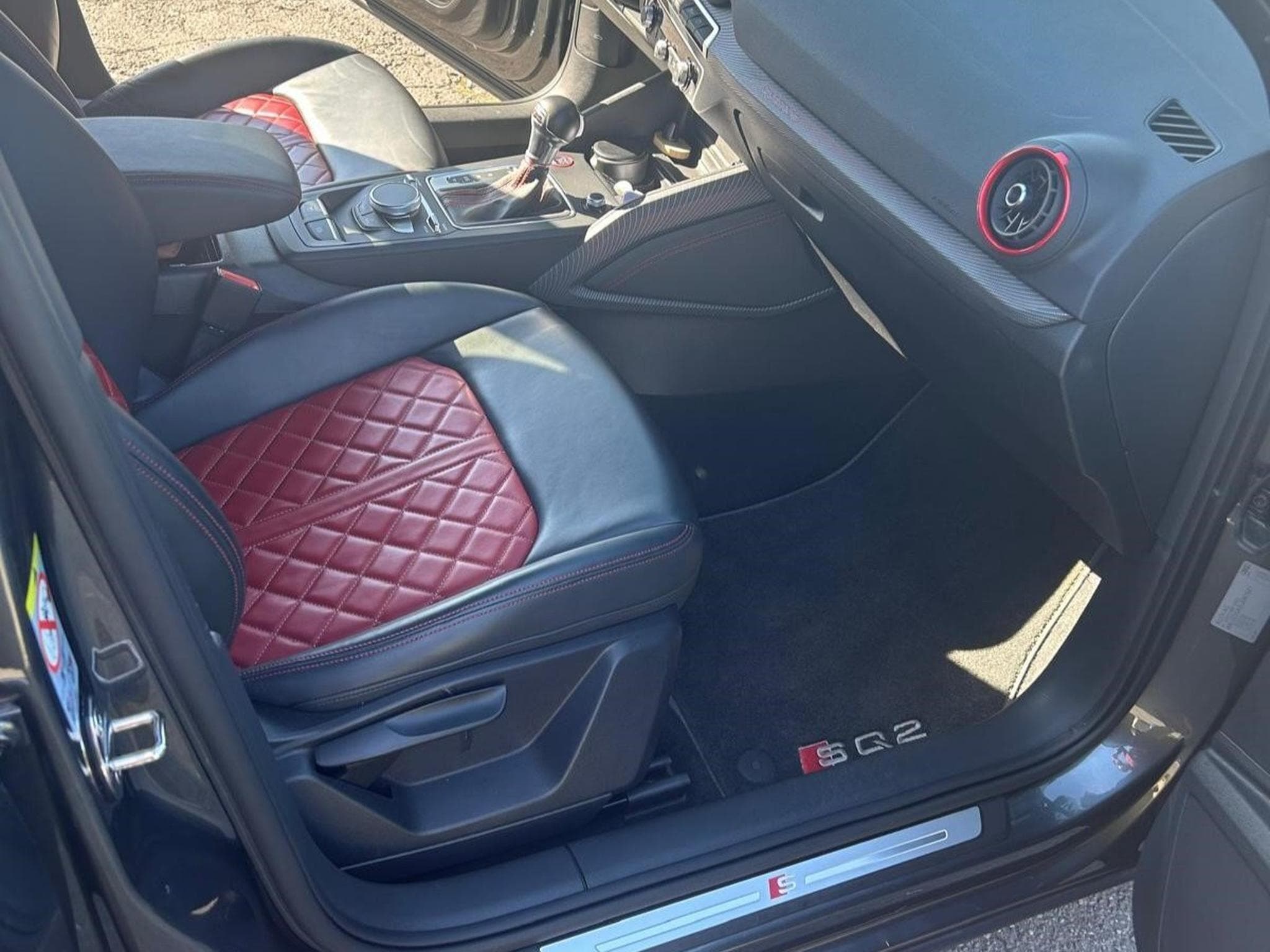 Audi SQ2 S-line (2020) - Foto 8