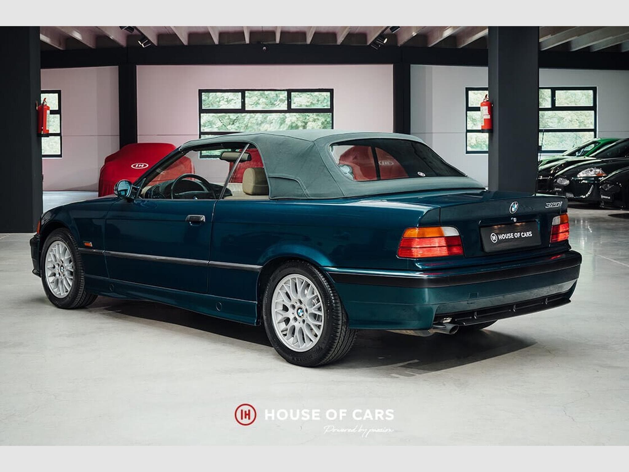 BMW 320 I CABRIOLET 1ST BELGIAN OWNER - LOW MILEAGE ! (1995) - Photo 9