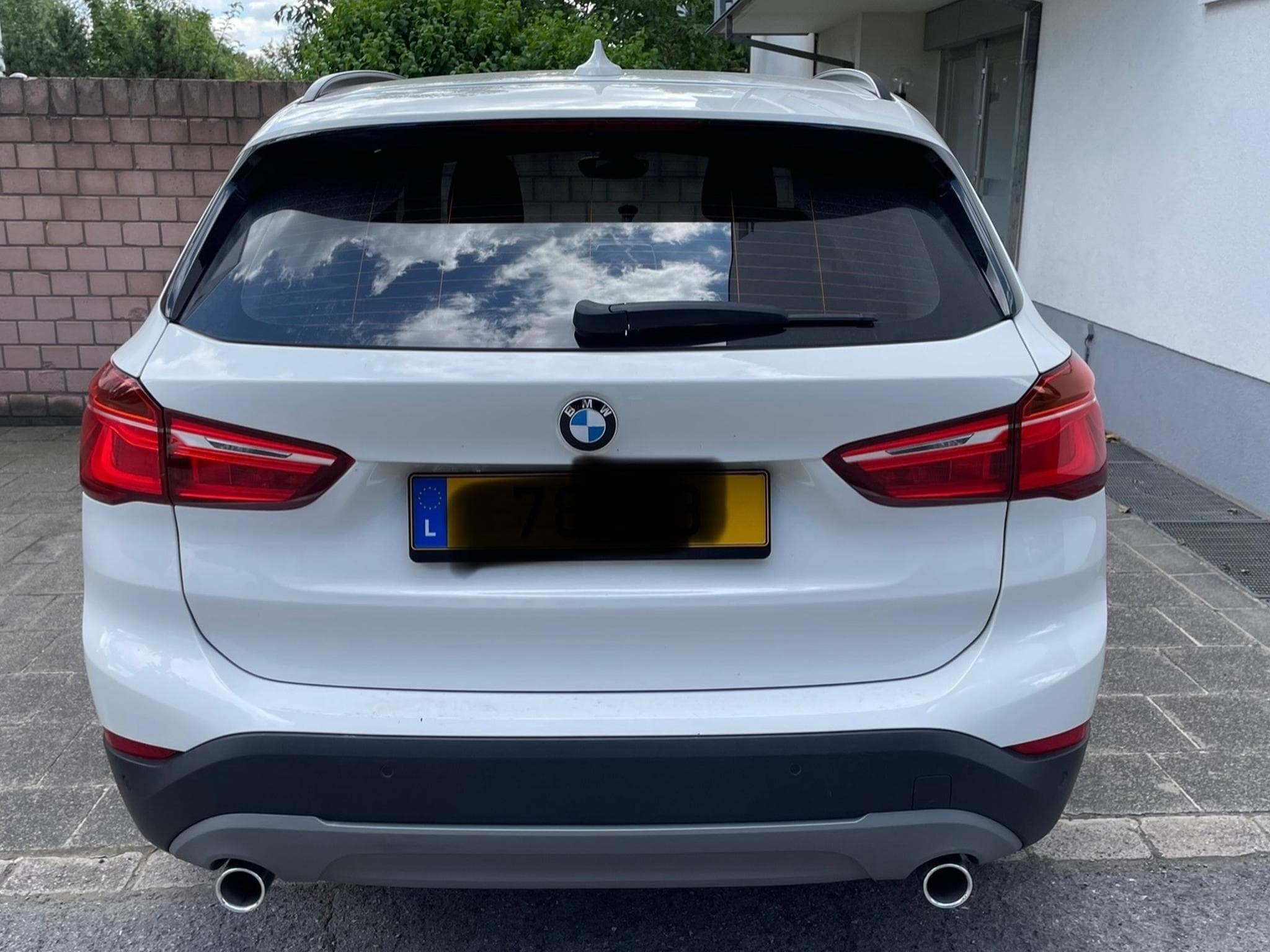 BMW X1 sDrive 18d (2019) - Photo 2