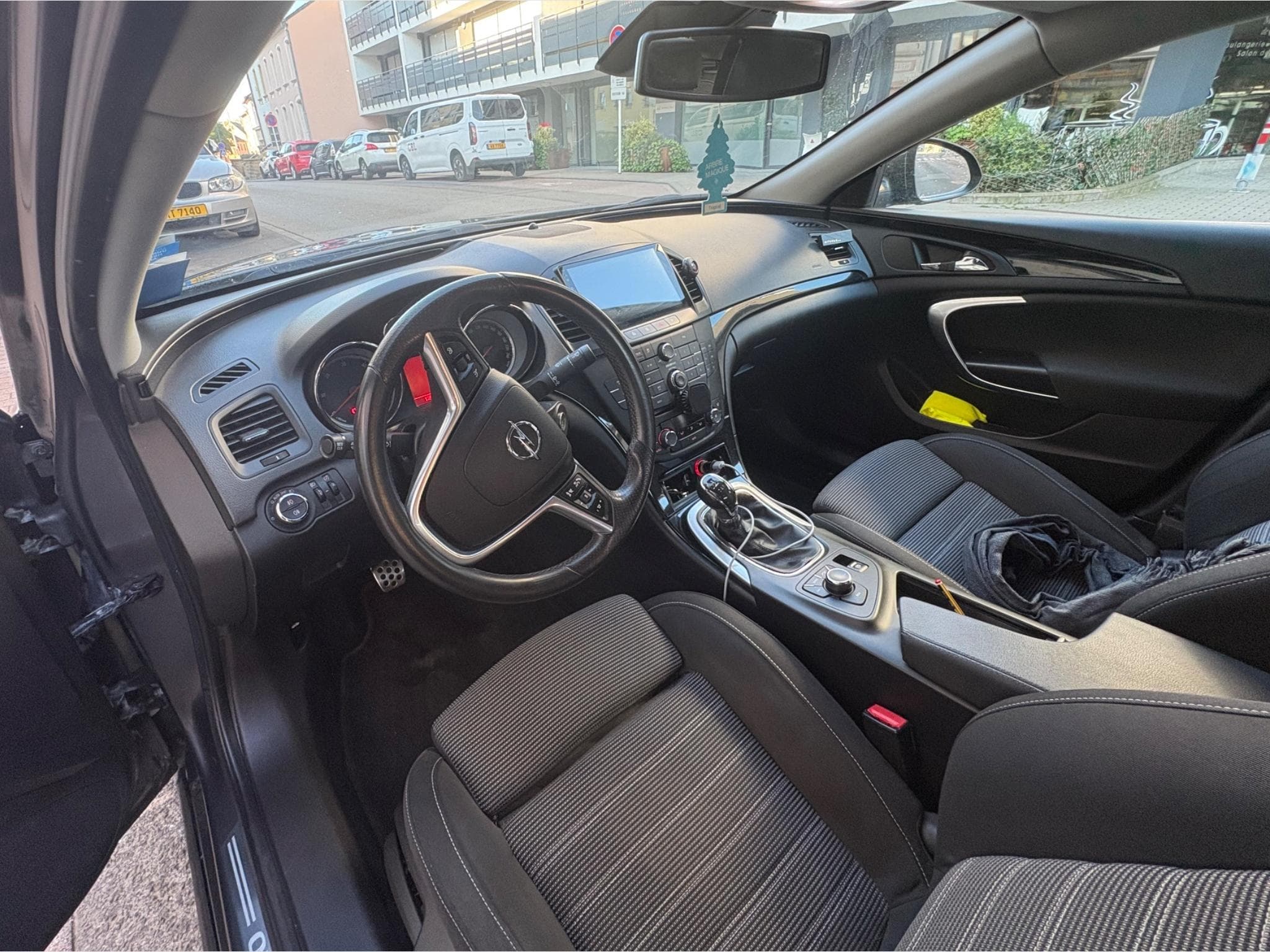 Opel Insignia Sport (2010) - Photo 2