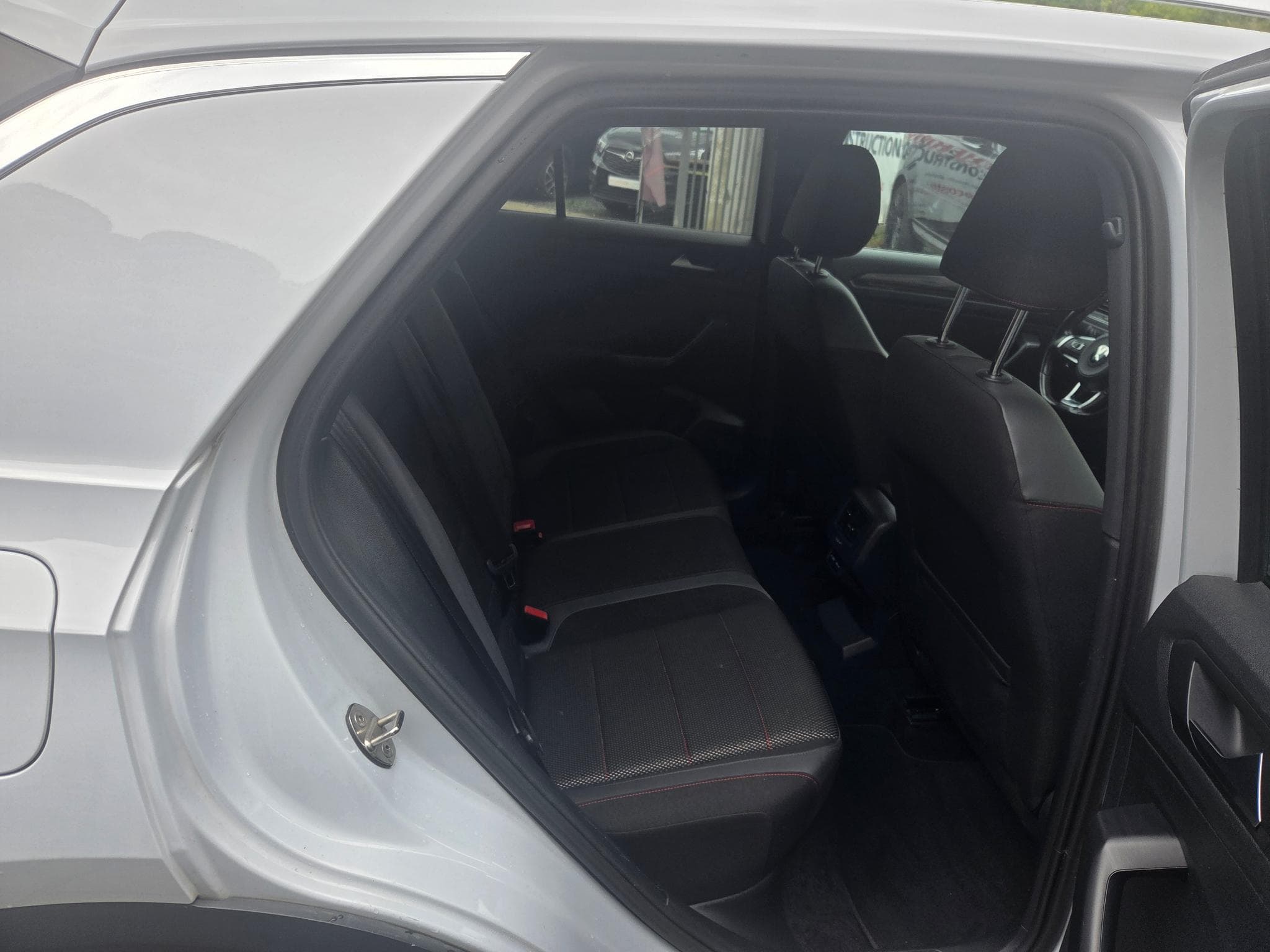 VW T-Cross 2.0 TDI 150CV DSG LED VIRTUEL (2021) - Foto 8