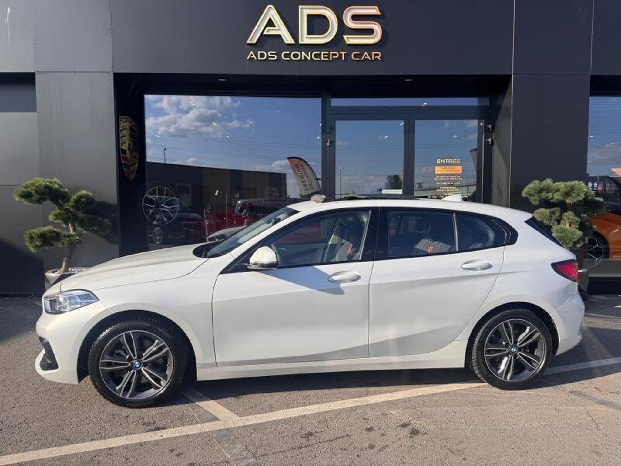 BMW 118 i 1.5 136CV (2021) - Photo 2