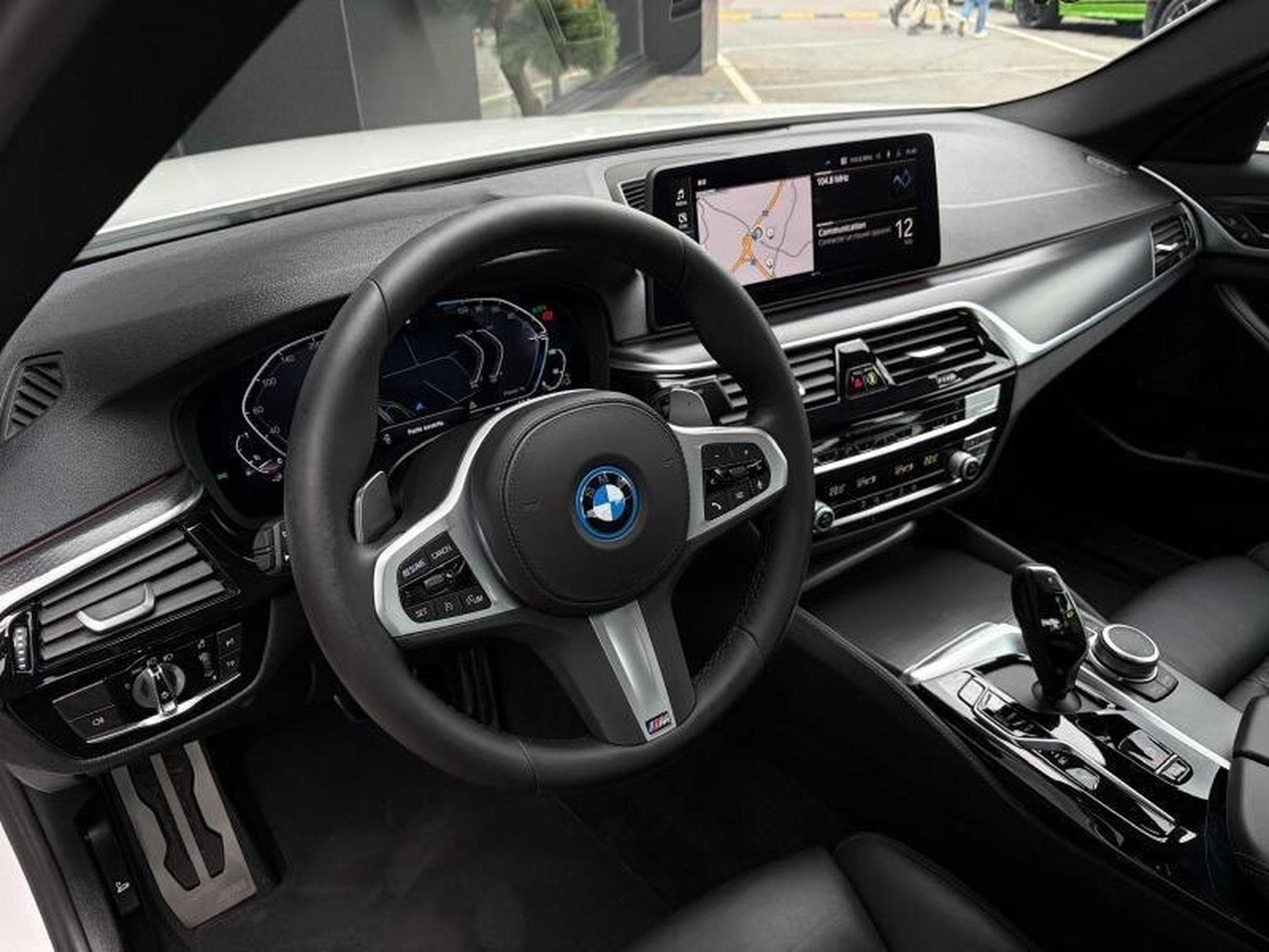 BMW 530 E xDrive Pack M (2022) - Photo 7