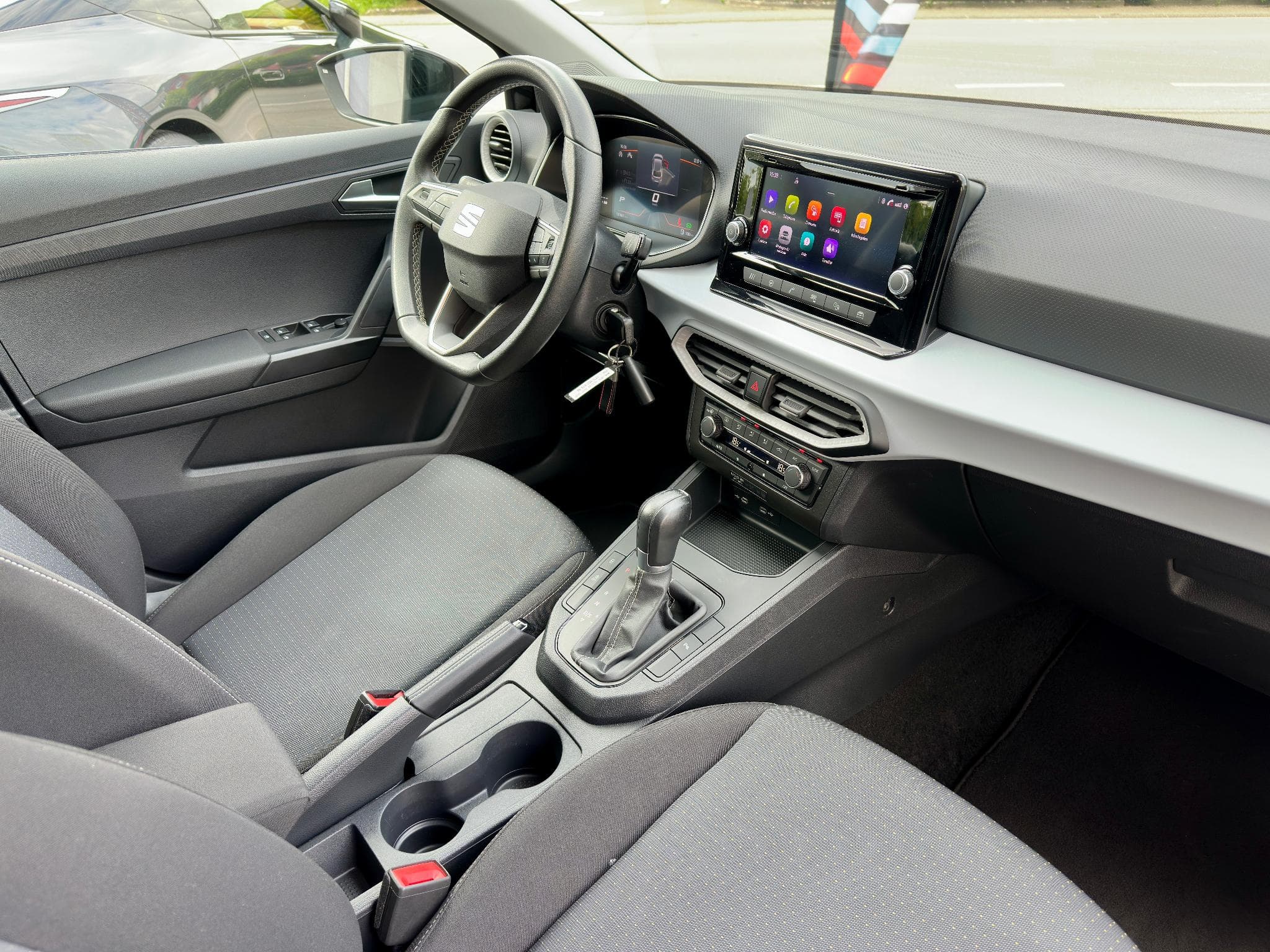 Seat Ibiza 1.0 TSI 110 ch DSG7 (2023) - Photo 17
