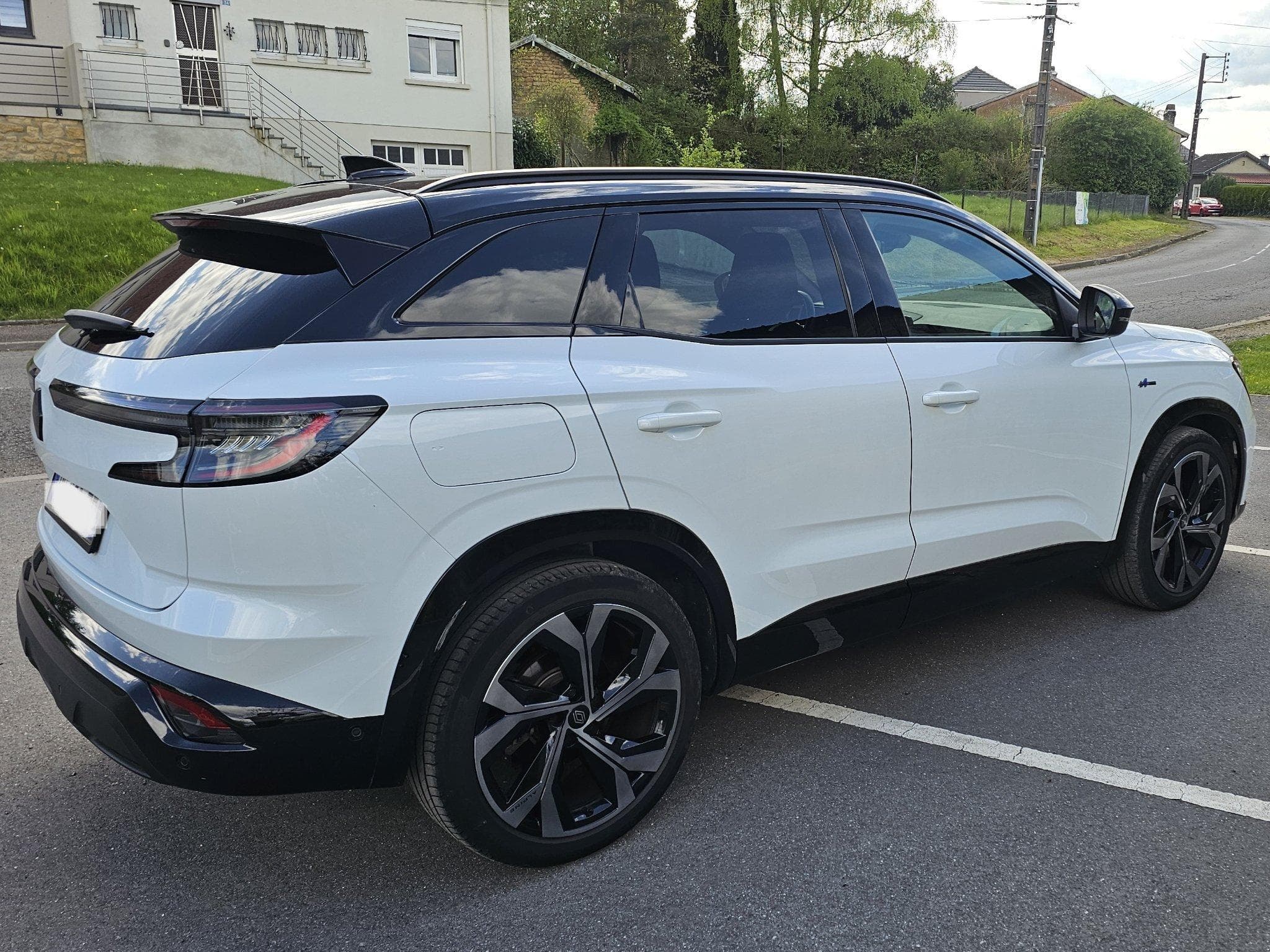 Renault Austral E-tech Techno Esprit Alpine (2024) - Photo 2