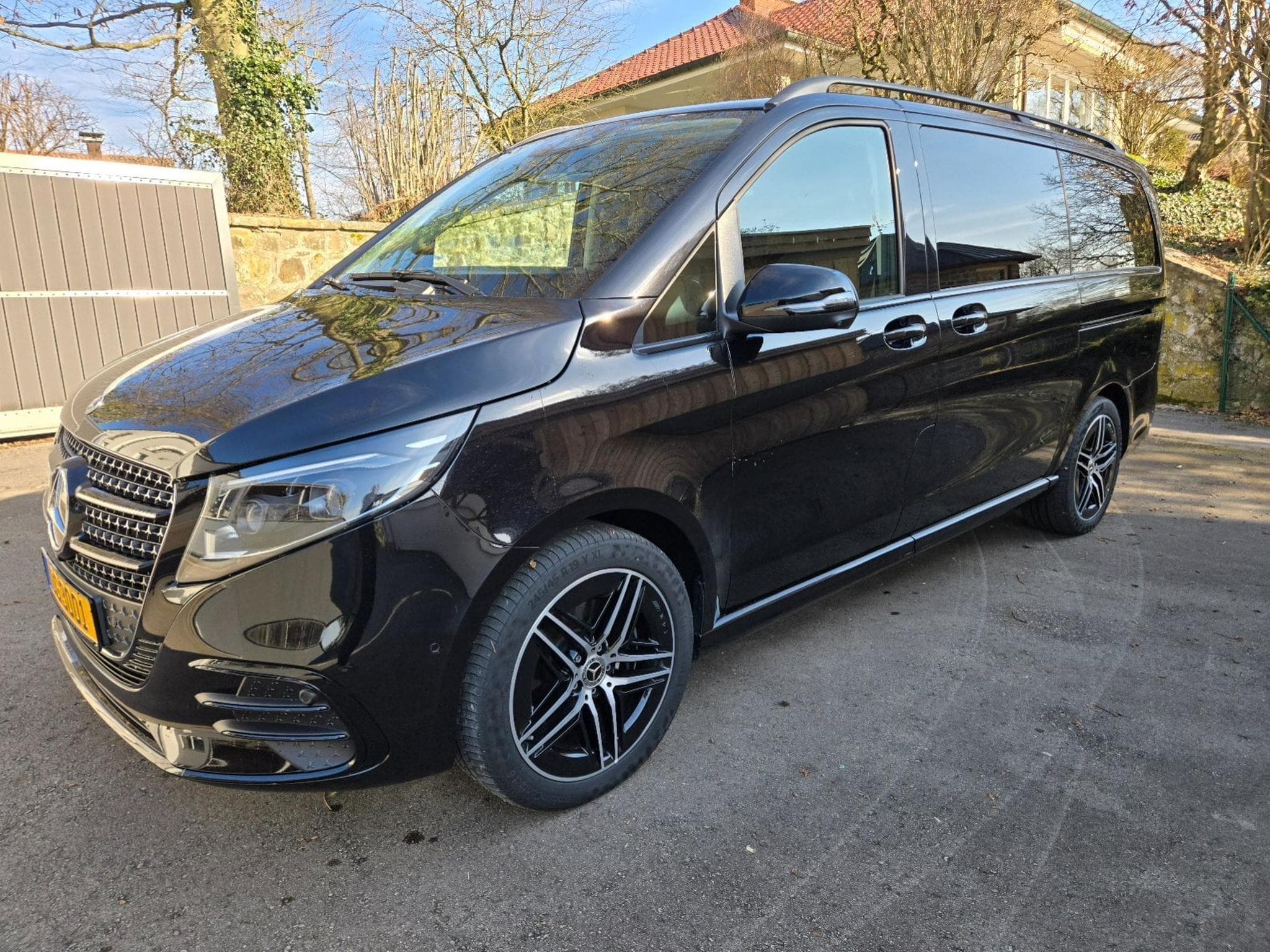 Mercedes V 250 AMG Avantgarde (2024) - Foto 5