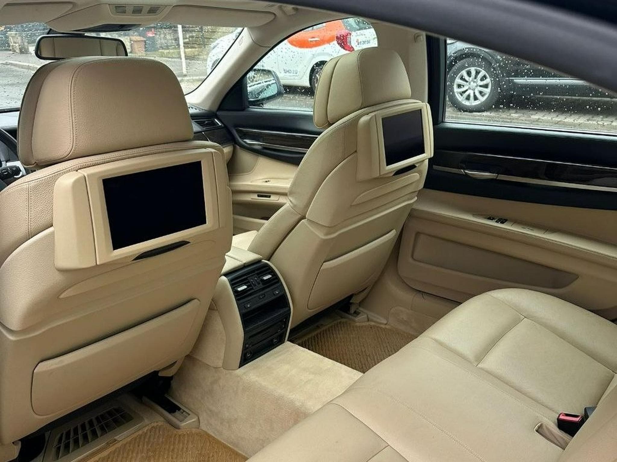 BMW 750 KB81 (2009) - Foto 2