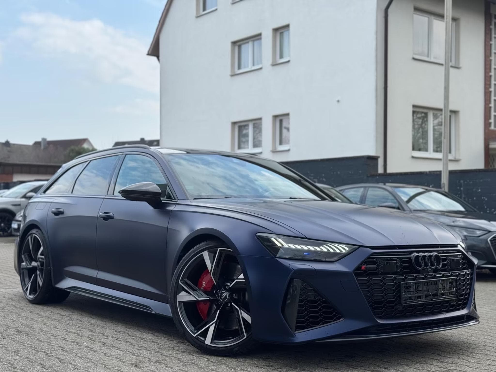 Audi RS6 C8 4.0 TFSI quattro – Carbon, Night Vision, Pano, B&O, HUD (2021) - Photo 1