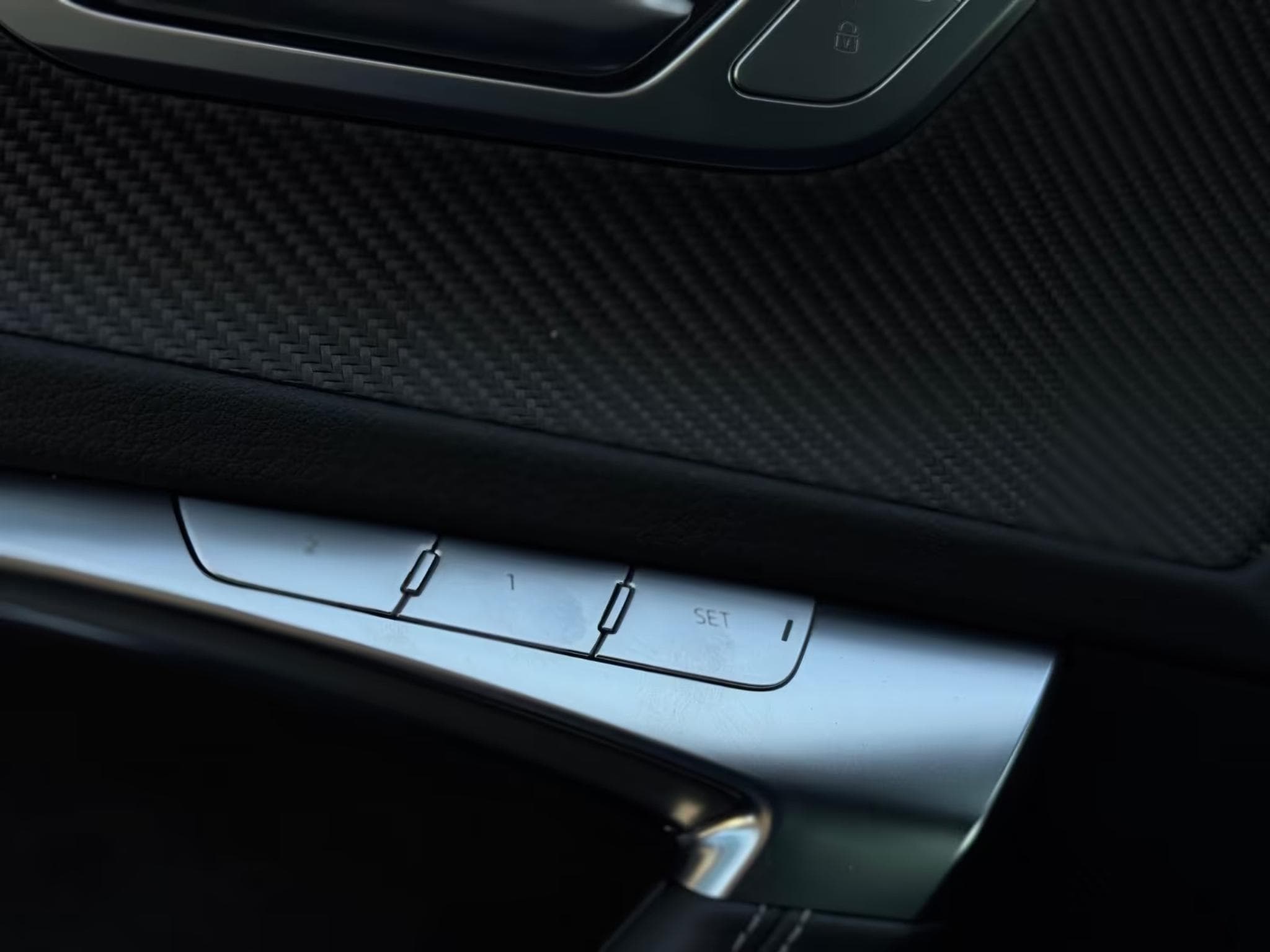 Audi RS6 C8 4.0 TFSI quattro – Carbon, Night Vision, Pano, B&O, HUD (2021) - Photo 18