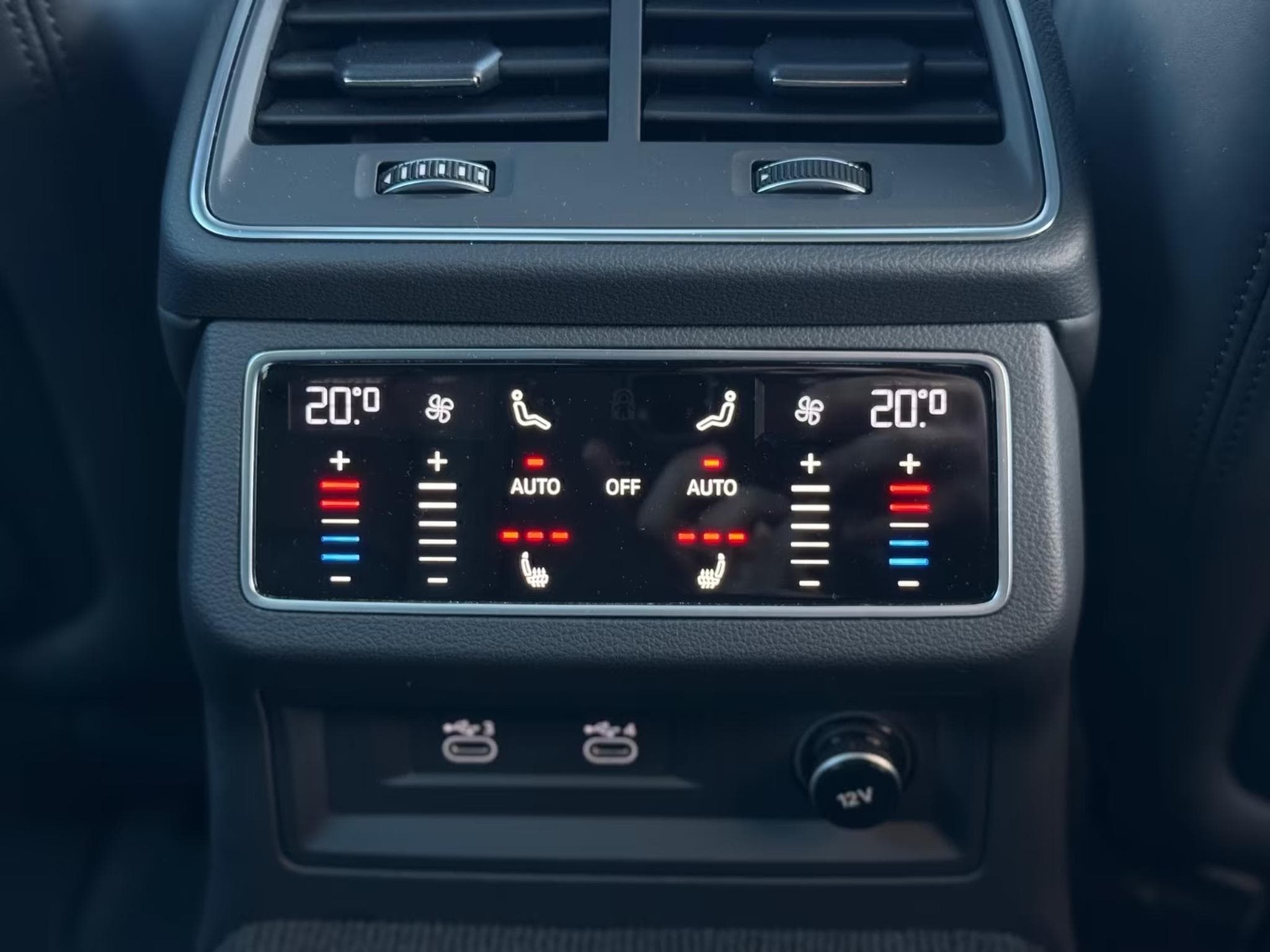 Audi RS6 C8 4.0 TFSI quattro – Carbon, Night Vision, Pano, B&O, HUD (2021) - Photo 16