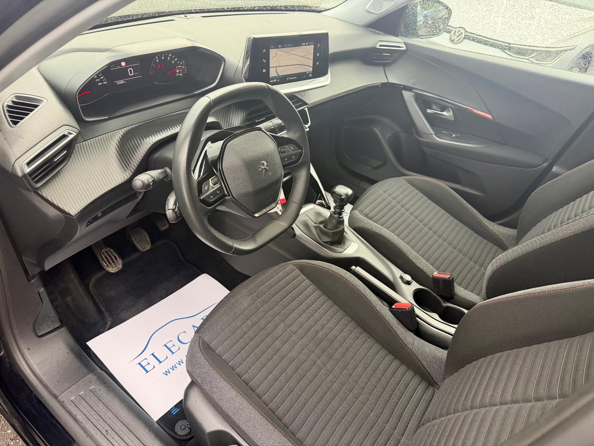 Peugeot 2008 1.2 PureTech 100 Active (2022) - Photo 7