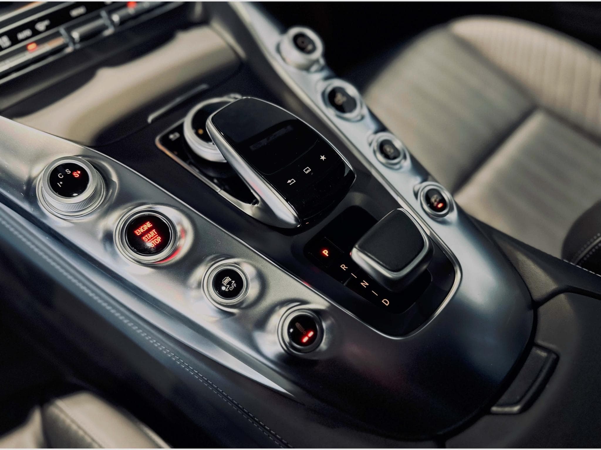 Mercedes AMG GT AMG GT COUPE V8 SPEEDSHIFT DCT (2017) - Photo 11