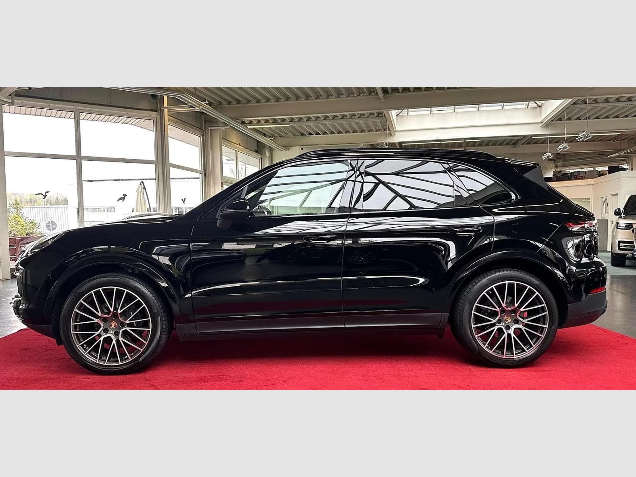 Porsche Cayenne Platinum – Toit Pano, BOSE, Suspension Pneumatique (2023) - Photo 3