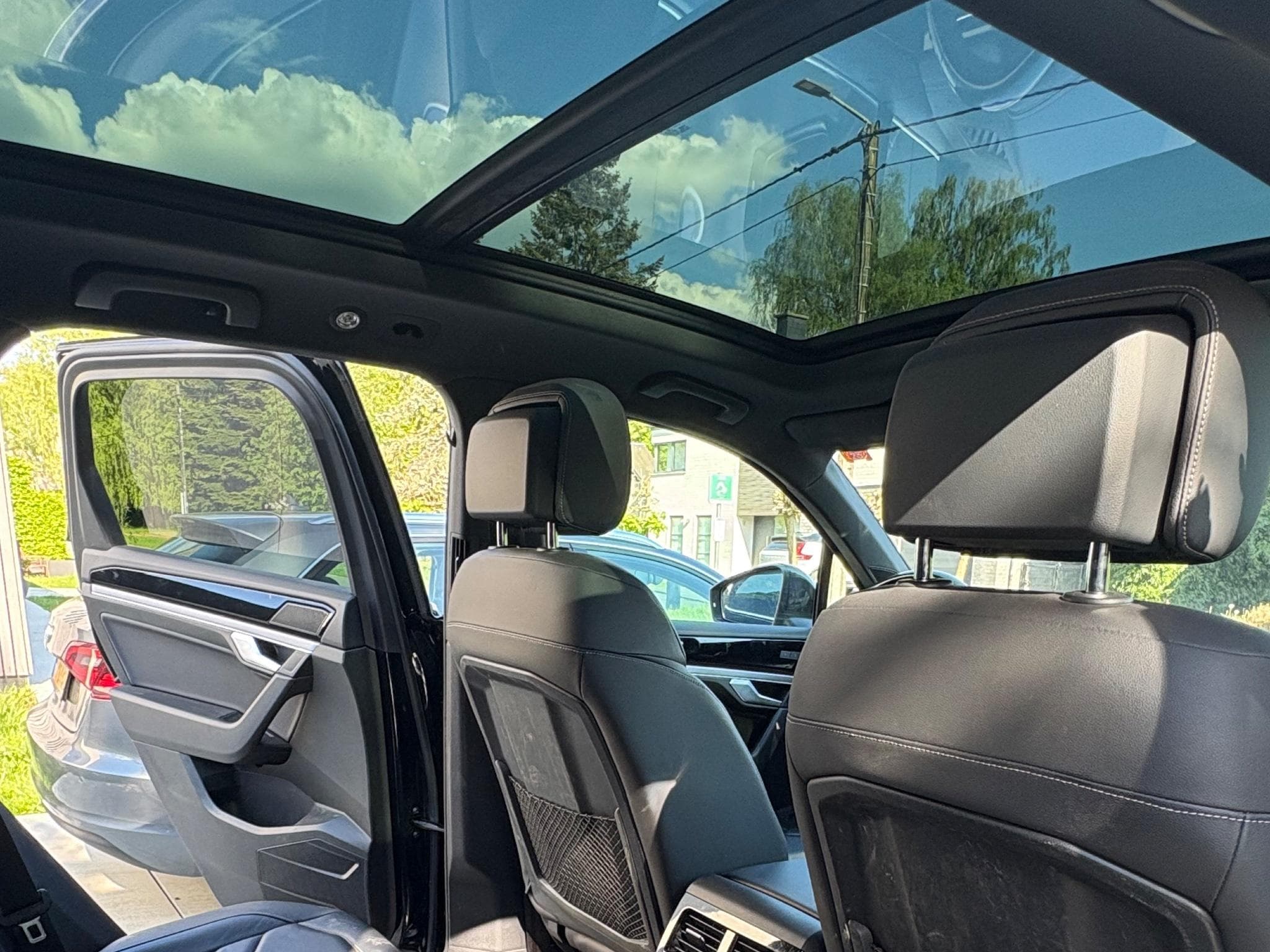 VW Touareg R Line (2019) - Photo 8