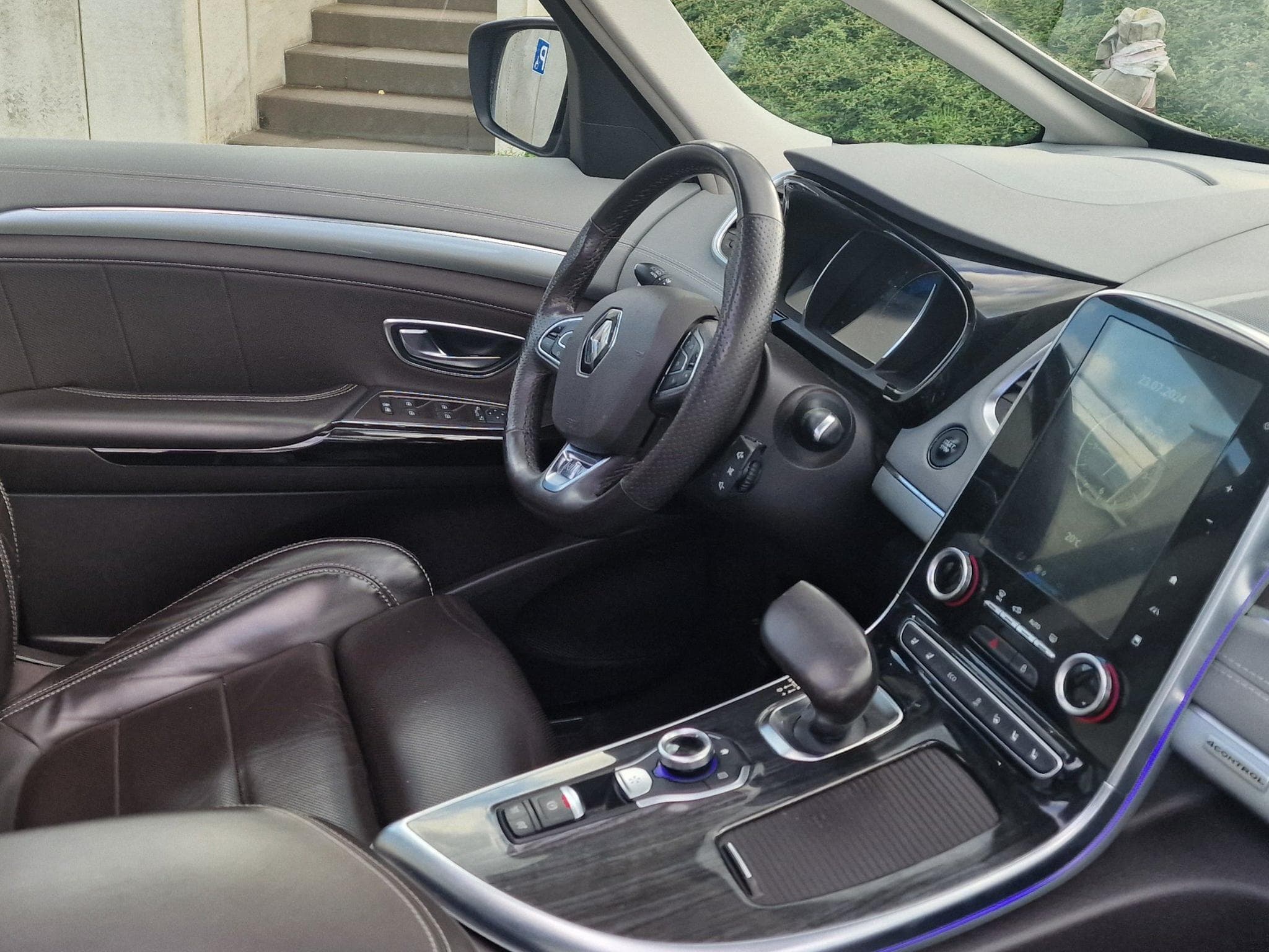 Renault Espace Renault Espace 1.8 TCe 225 ch  Initiale (2017) - Foto 5