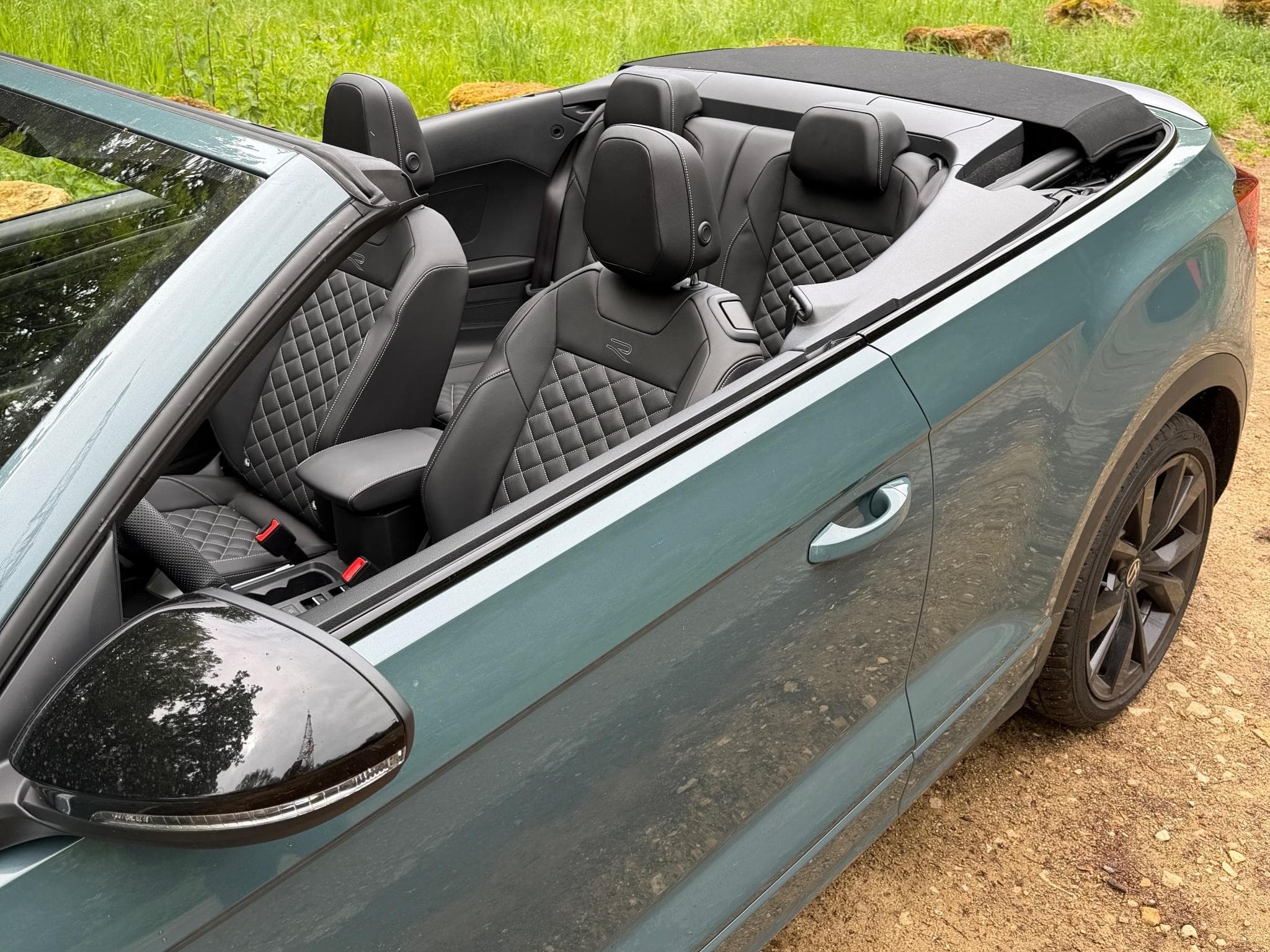 VW T-Roc Cabrio R-Line 1.5 TSI DSG7 (2025) - Photo 2