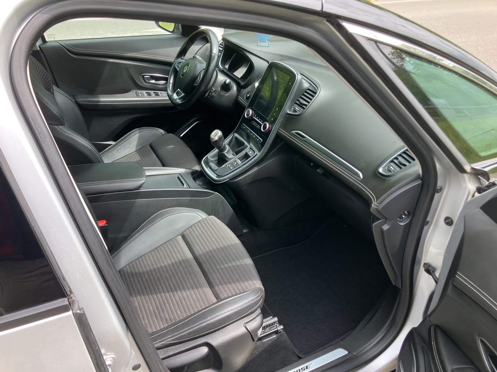 Renault Scenic 4 Bose Limited Edition (2016) - Photo 4