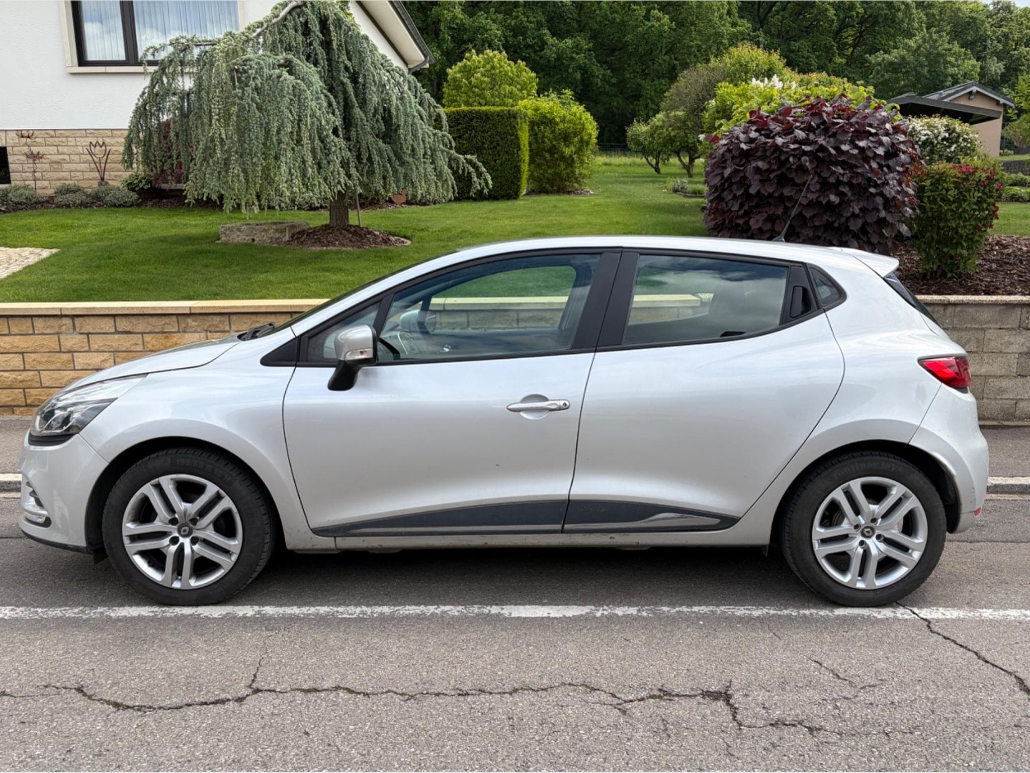 Renault Clio Tce 90 (2017) - Photo 2