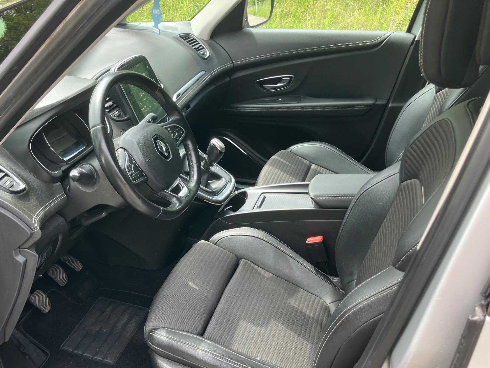 Renault Scenic 4 Bose Limited Edition (2016) - Photo 13
