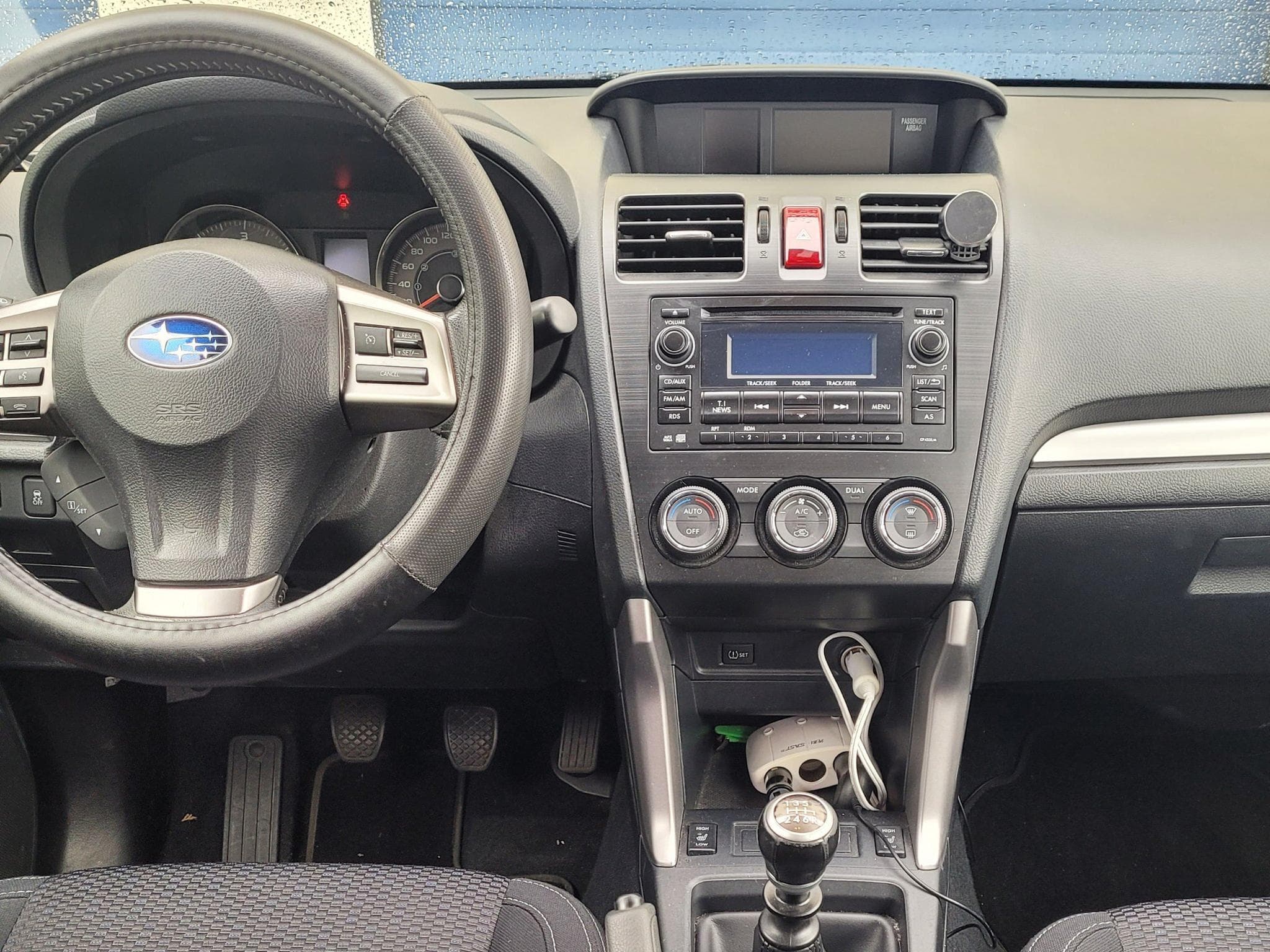 Subaru Forester (2015) - Photo 2