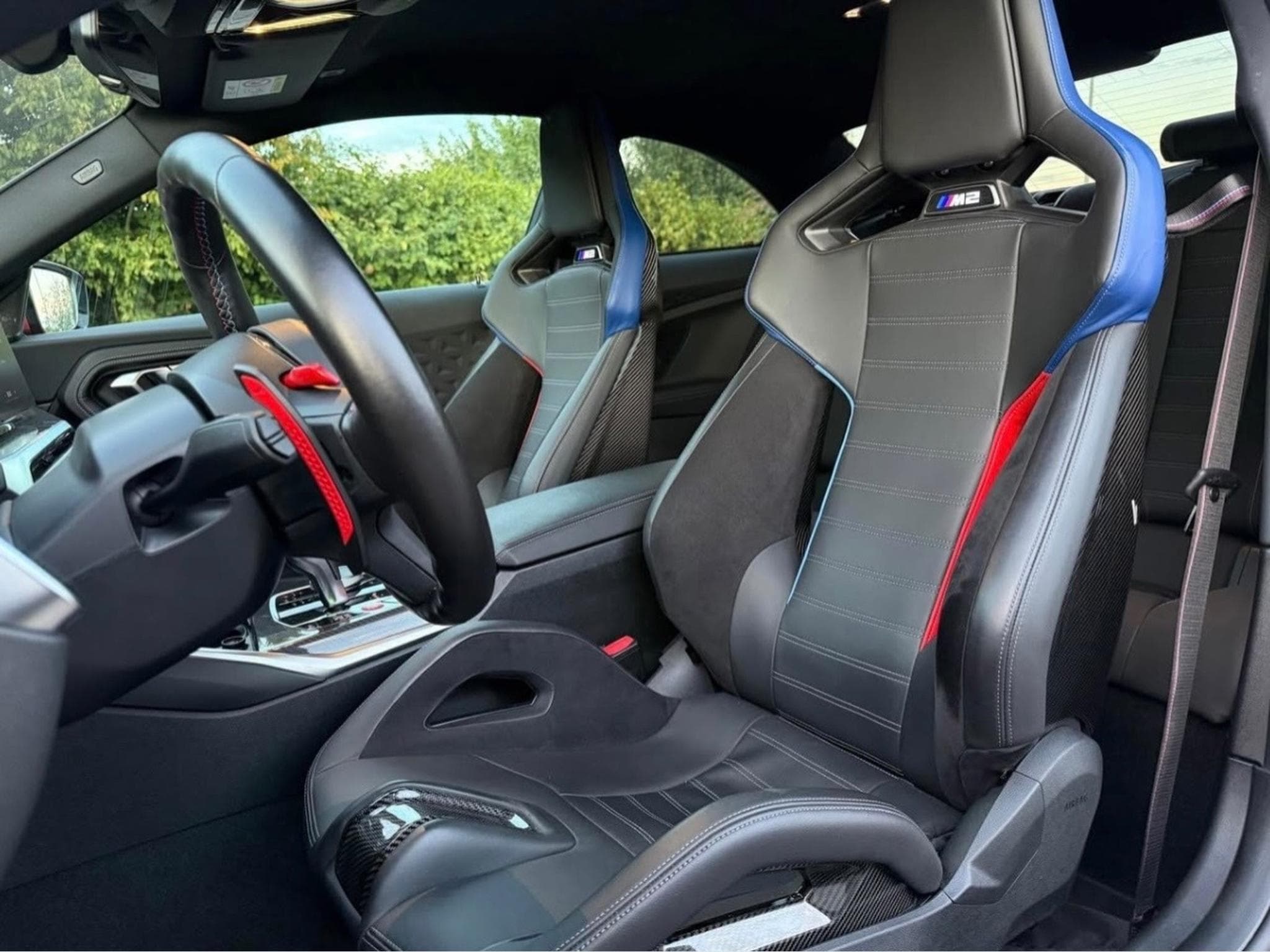 BMW M2 Track Pack (2023) - Photo 3