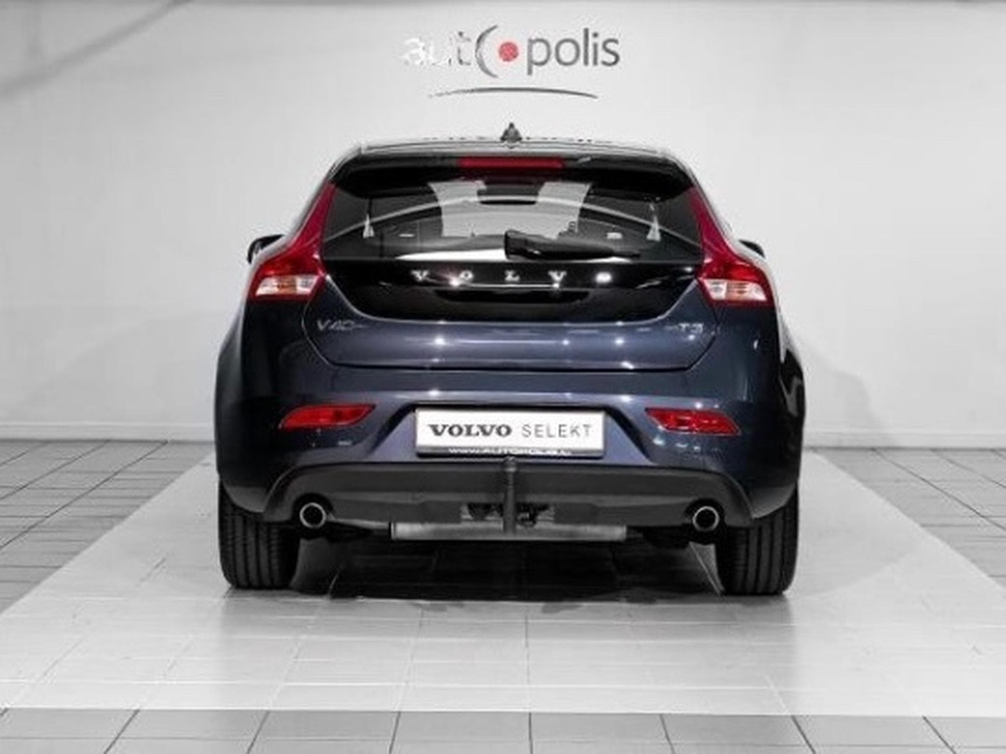 Volvo V40 T3 (2019) - Photo 3