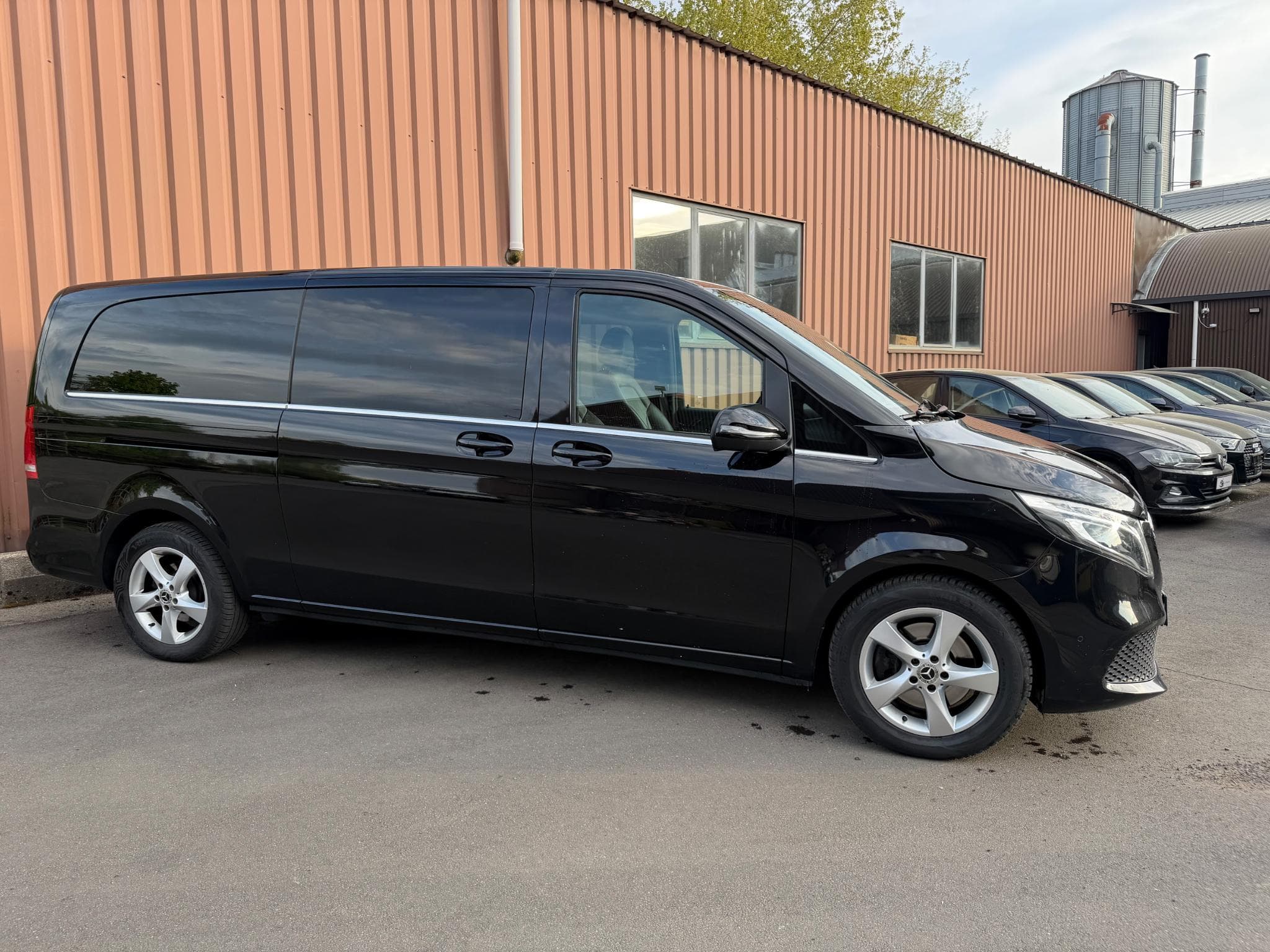 Mercedes V 300 239ch Avantgarde 7 Places Long (2020) - Foto 1