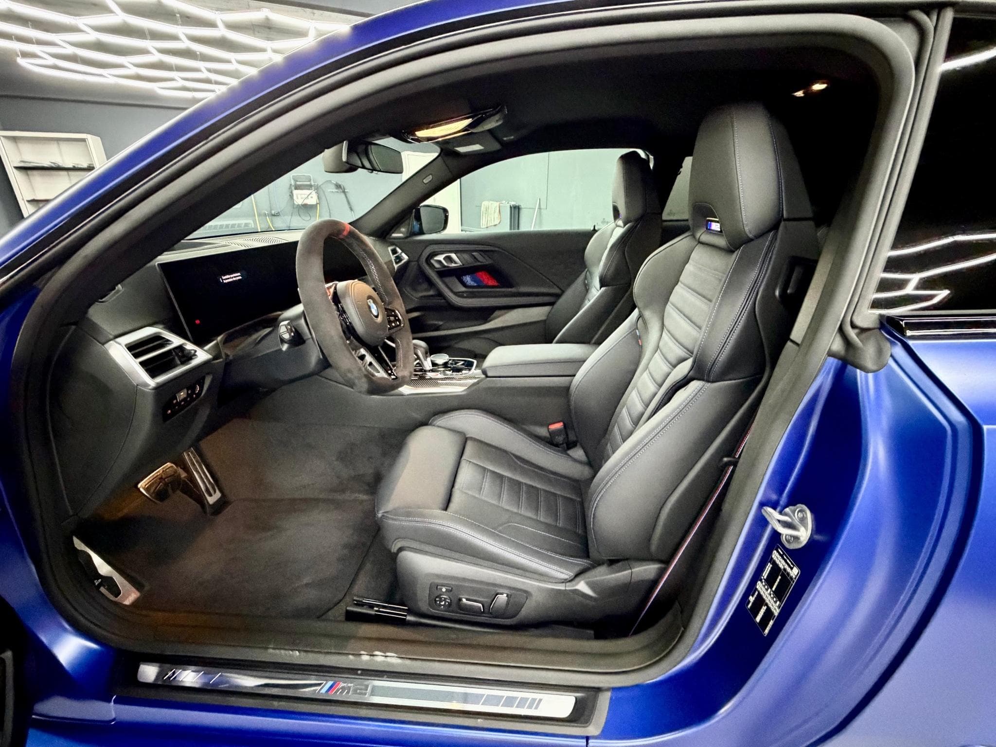 BMW M2 Frozen Blue 480ch Toit Carbone  Full Option (2026) - Photo 4