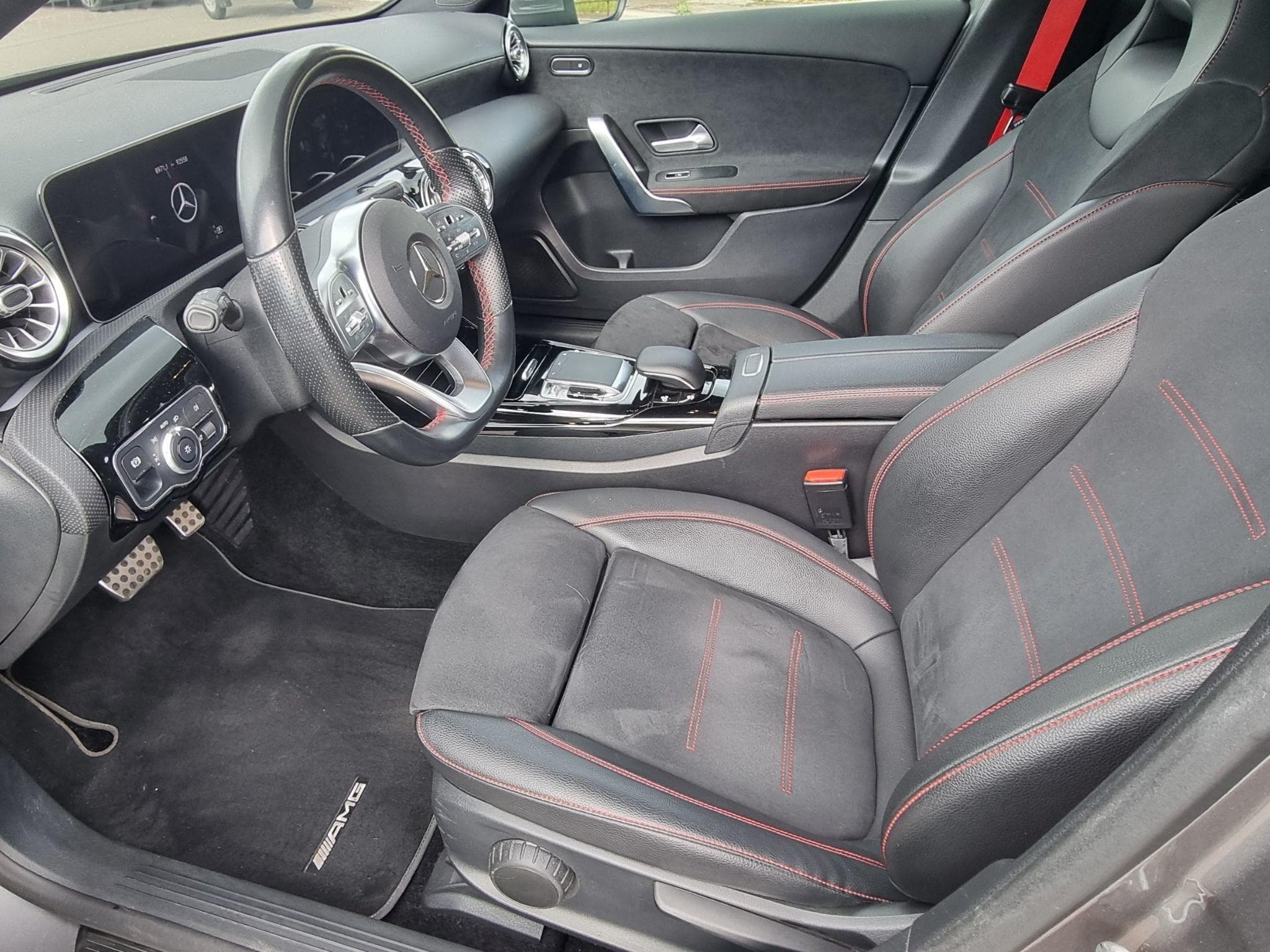Mercedes A 35 AMG (2019) - Photo 3