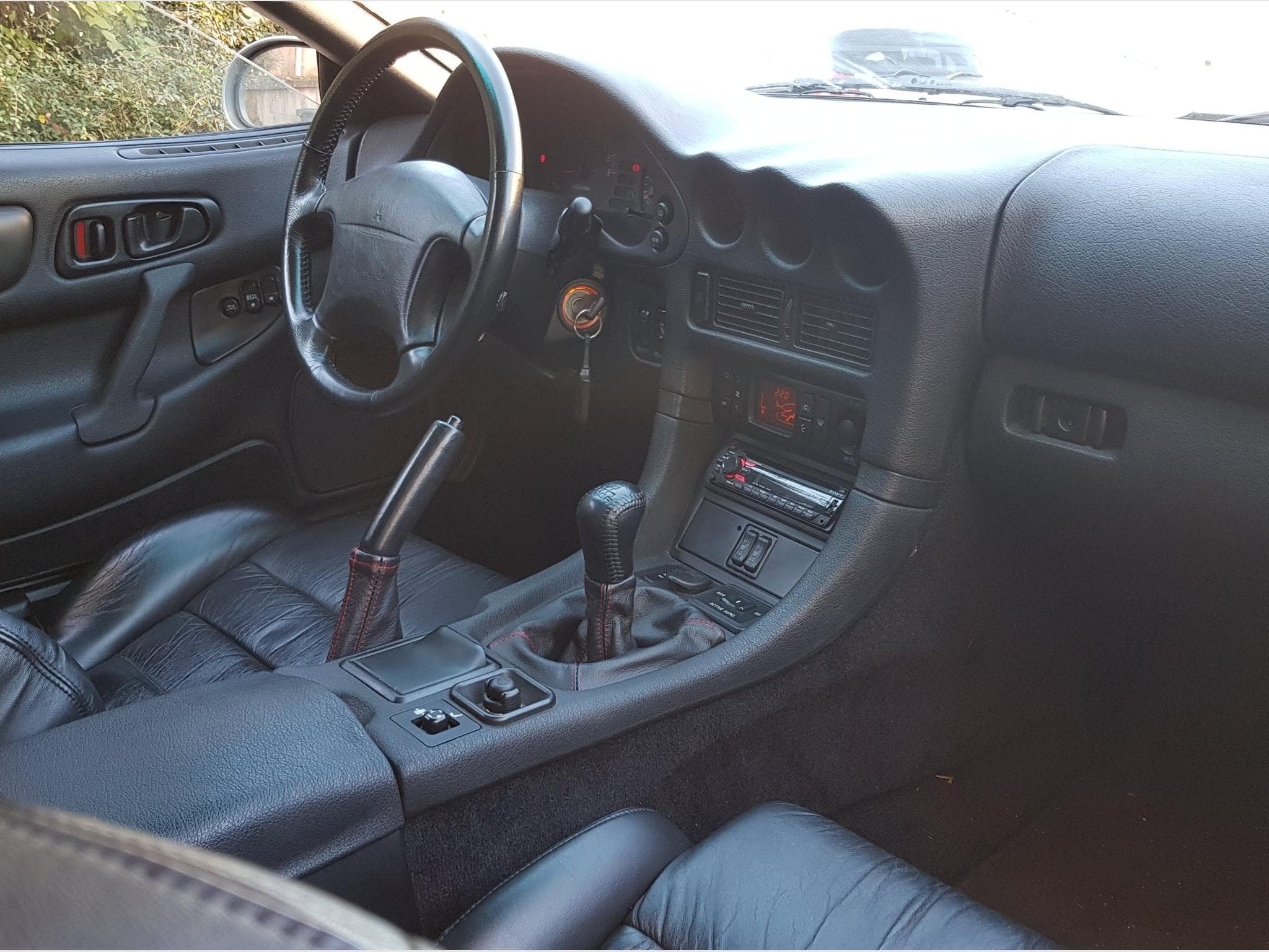 Mitsubishi 3000 GT End of series 320hp vr4 (2000) - Photo 2