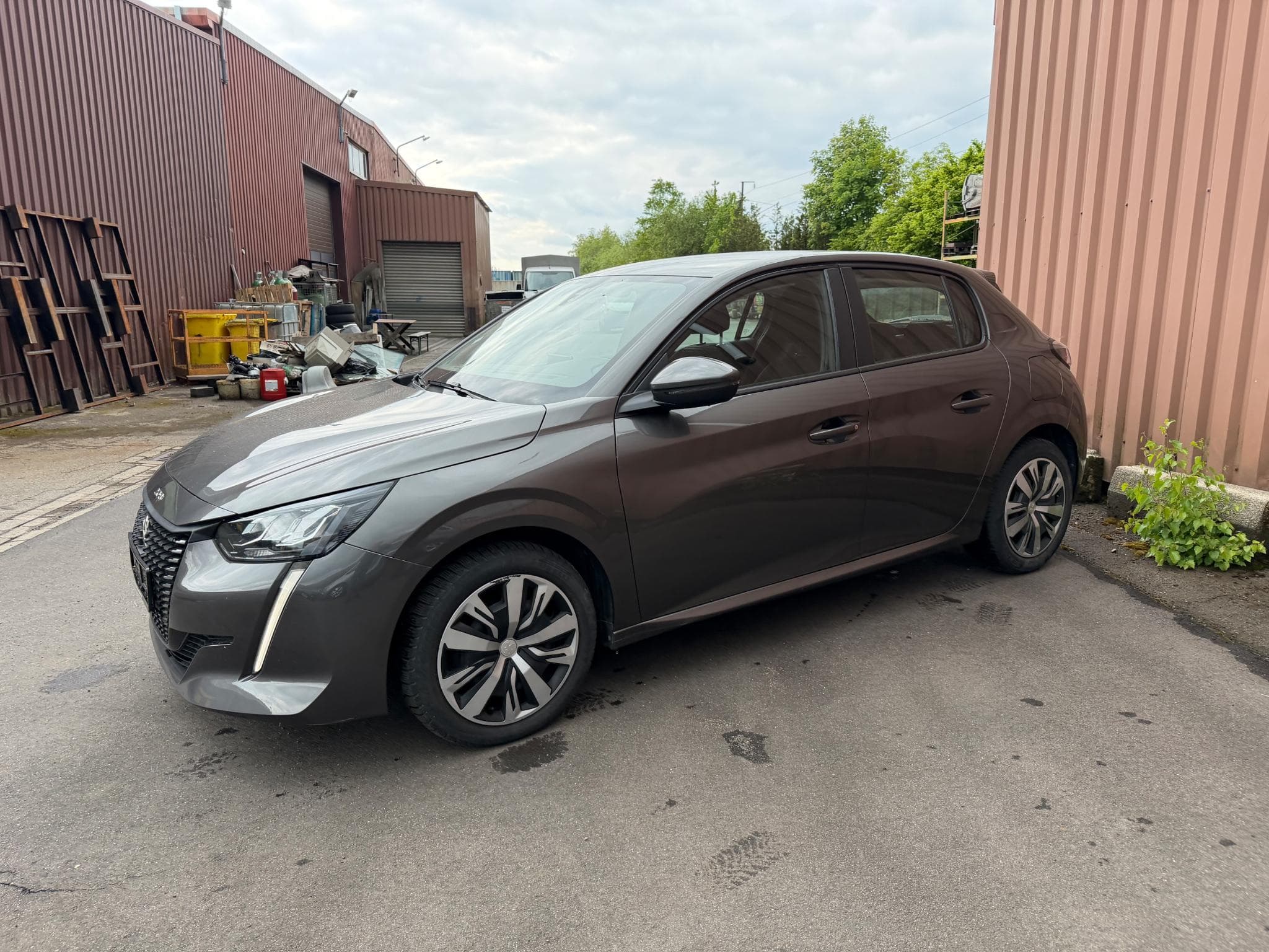 Peugeot 208 1.5 HDI 102CH Active (2020) - Photo 2